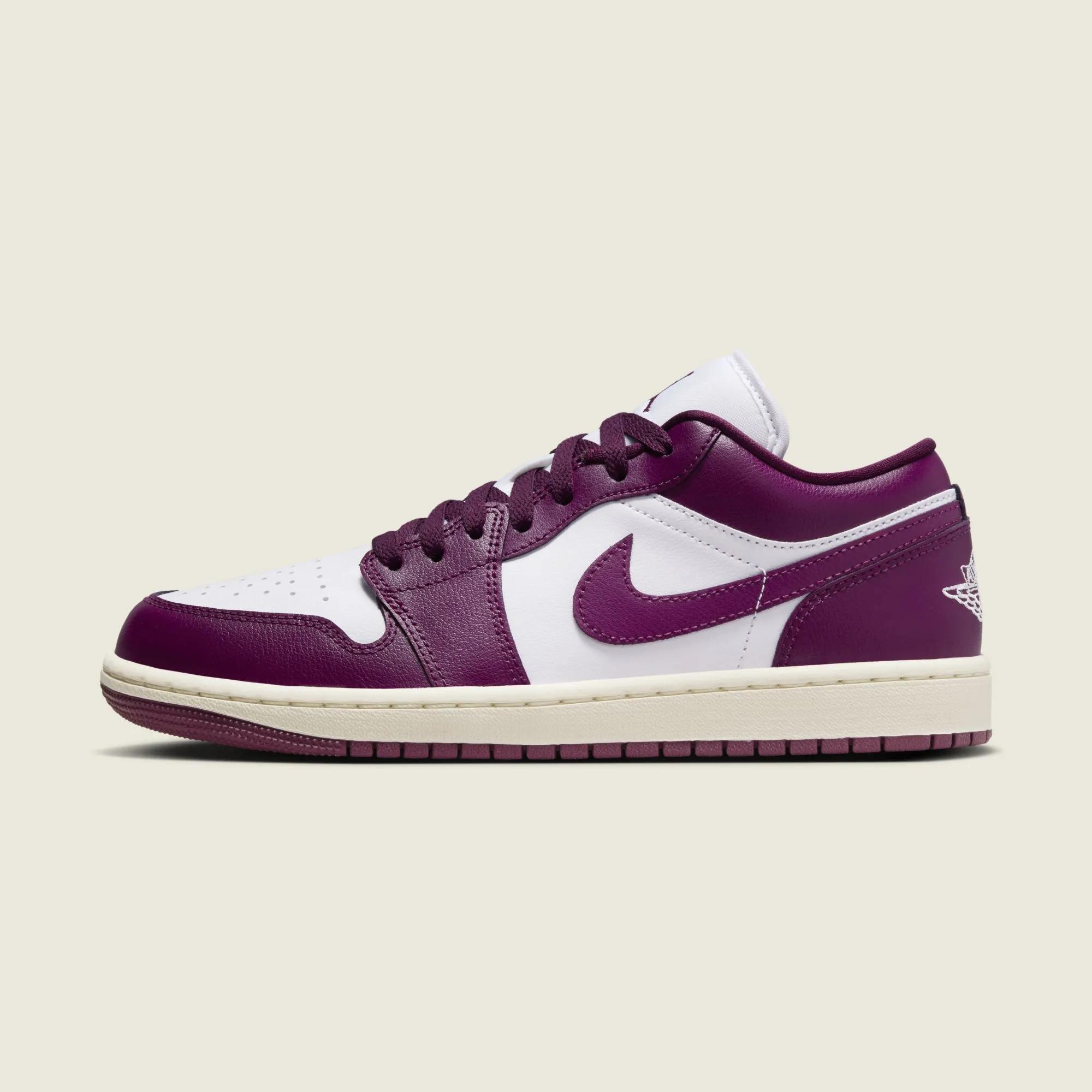 Air Jordan 1 Low White Bordeaux
