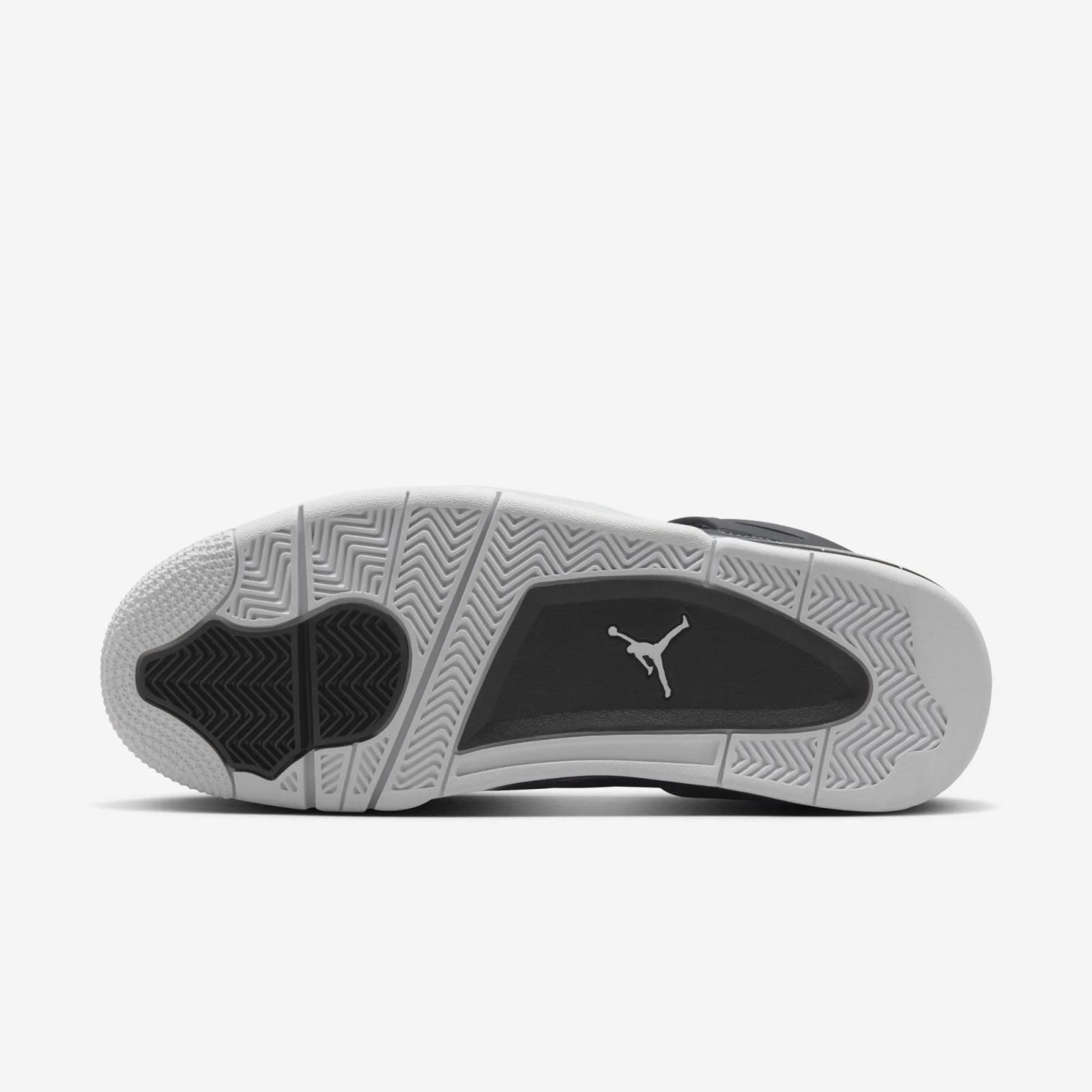 Air Jordan 4 Retro Fear FQ8138-002