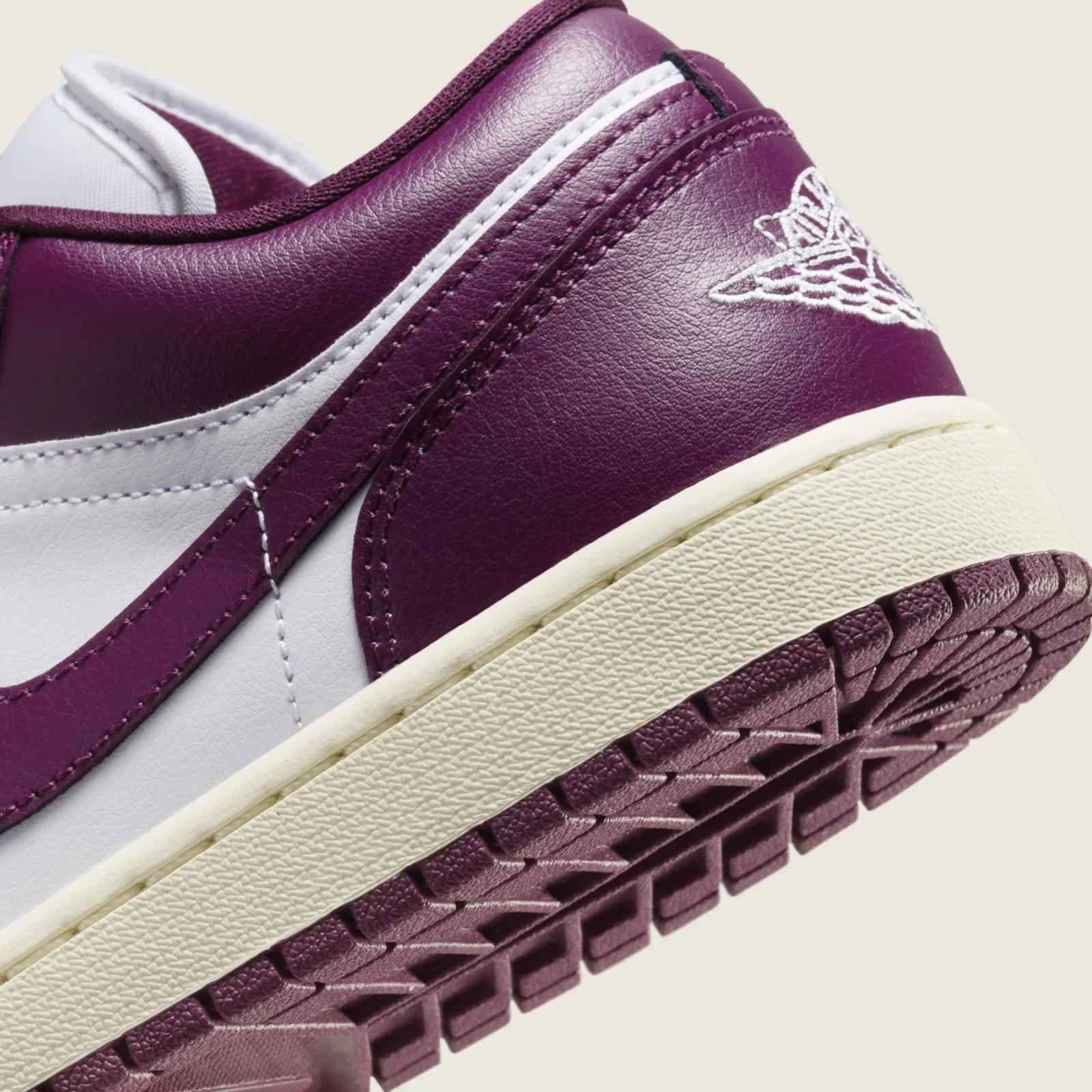 Air Jordan 1 Low White / Bordeaux DC0774-161