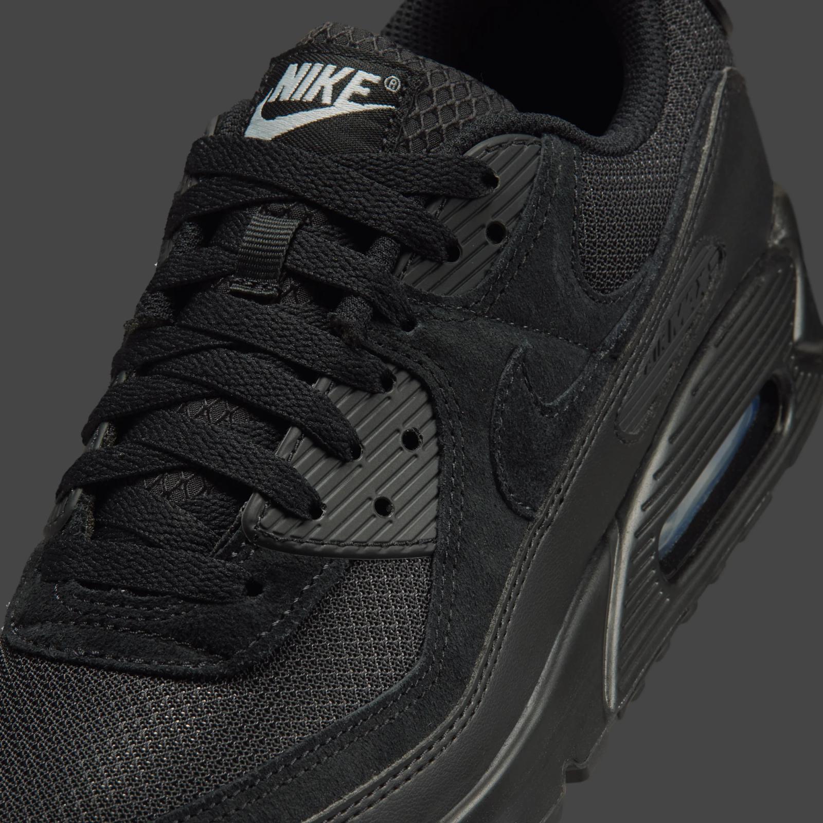 Nike Air Max 90 "Black & Light Smoke Grey" drops in 2026