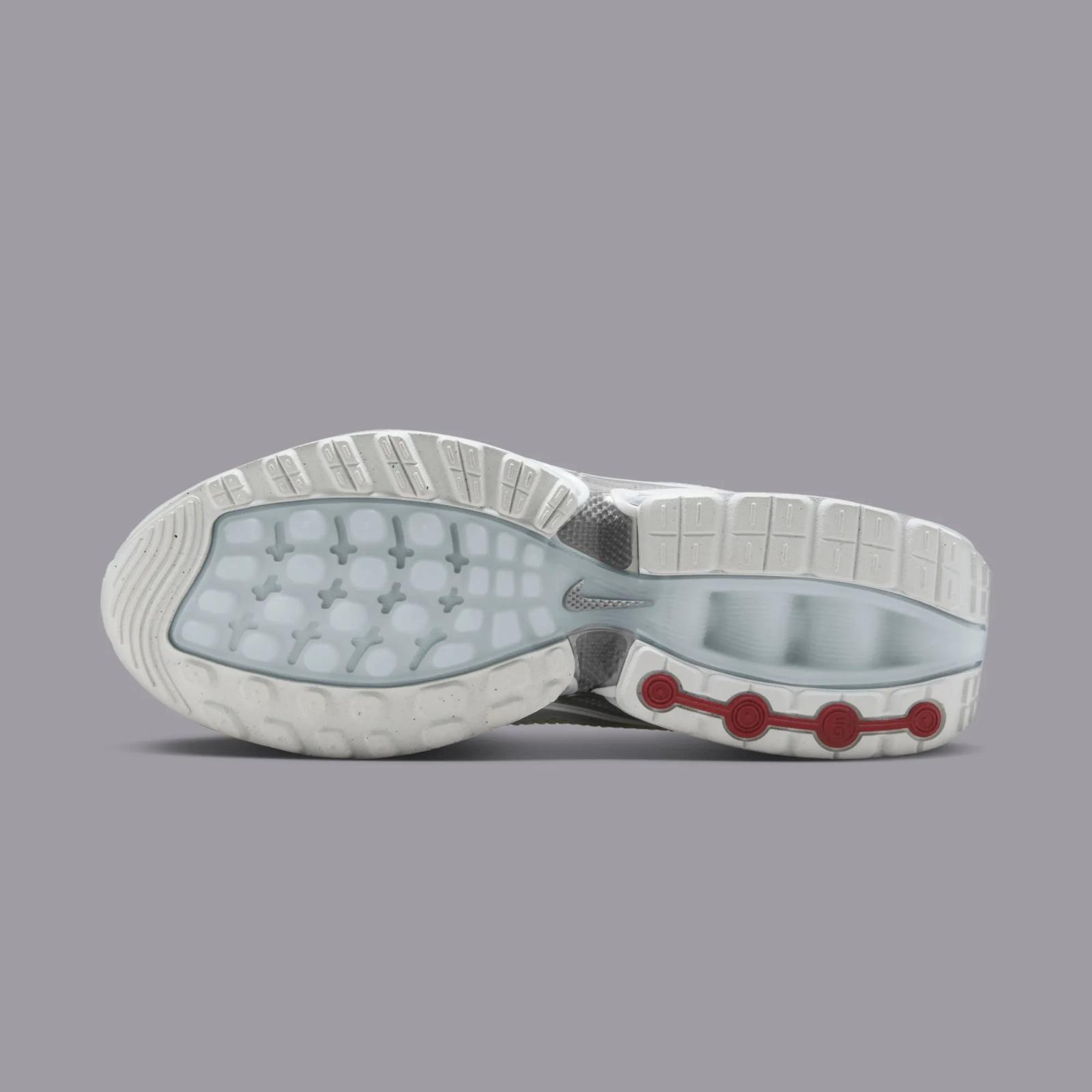 Nike Air Max DN "Metallic Silver" FJ3145-100