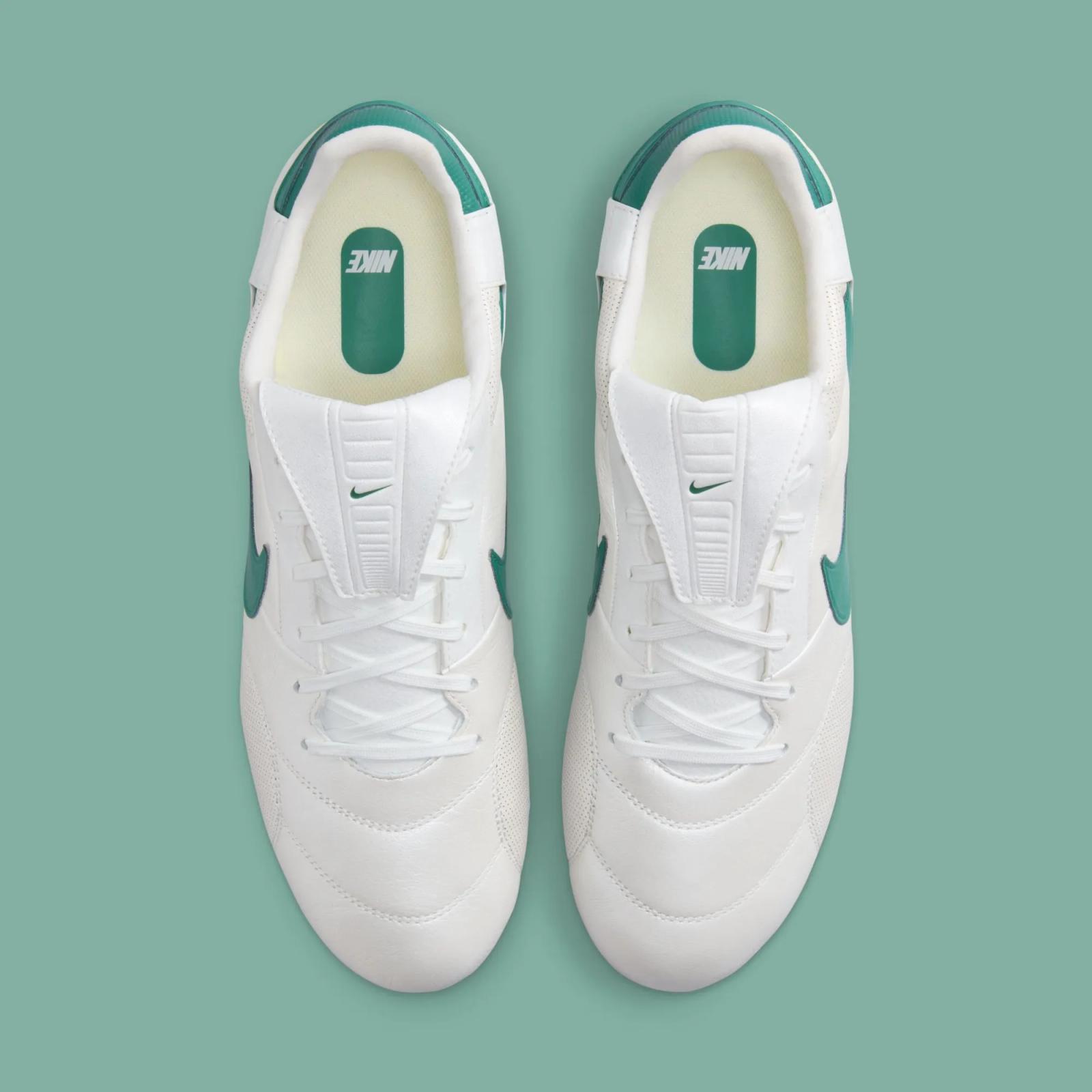 Nike Premier III U FG Metallic White Mystic Green