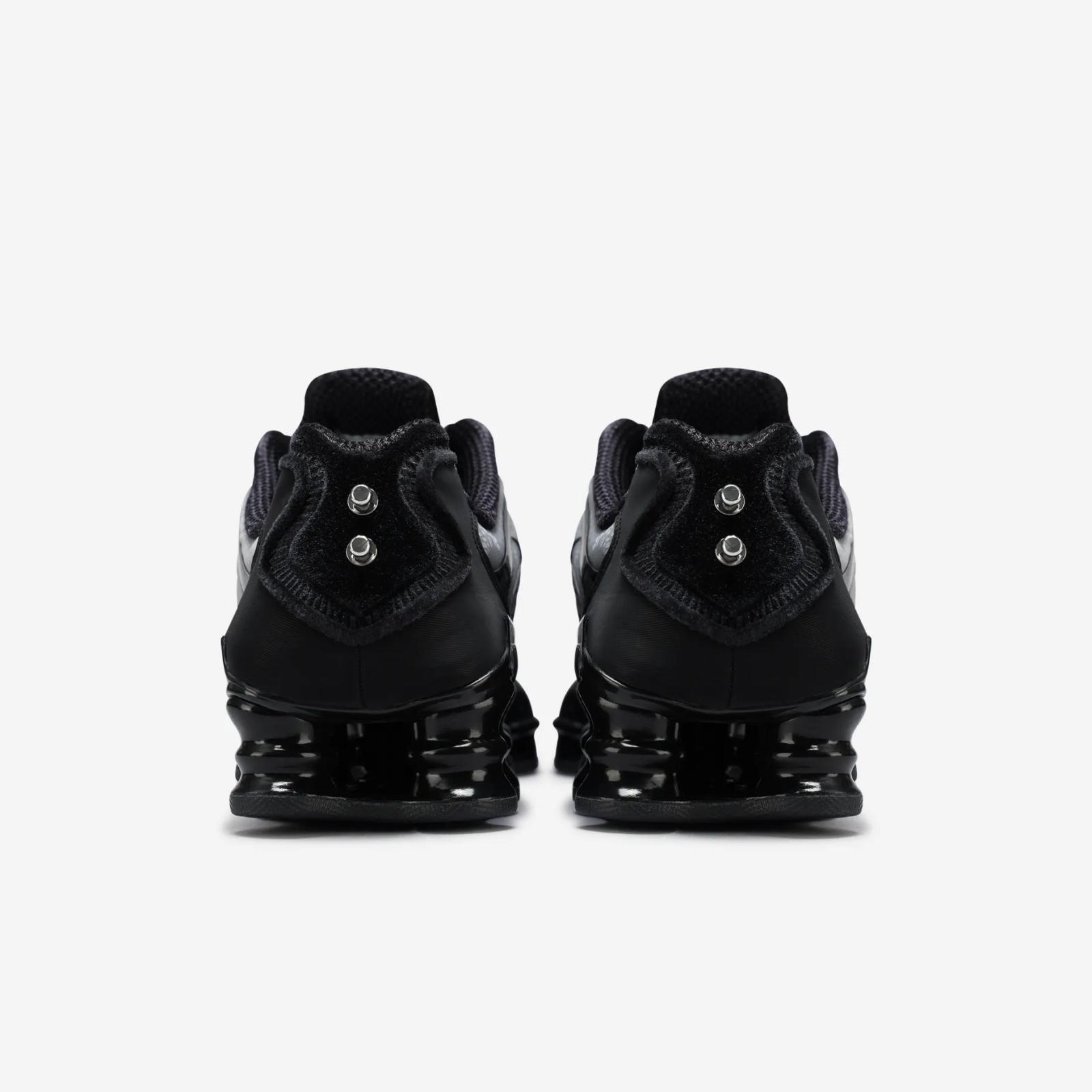 Ricardo Tisci x Nike Shox TL SP "Black" drops in 2026