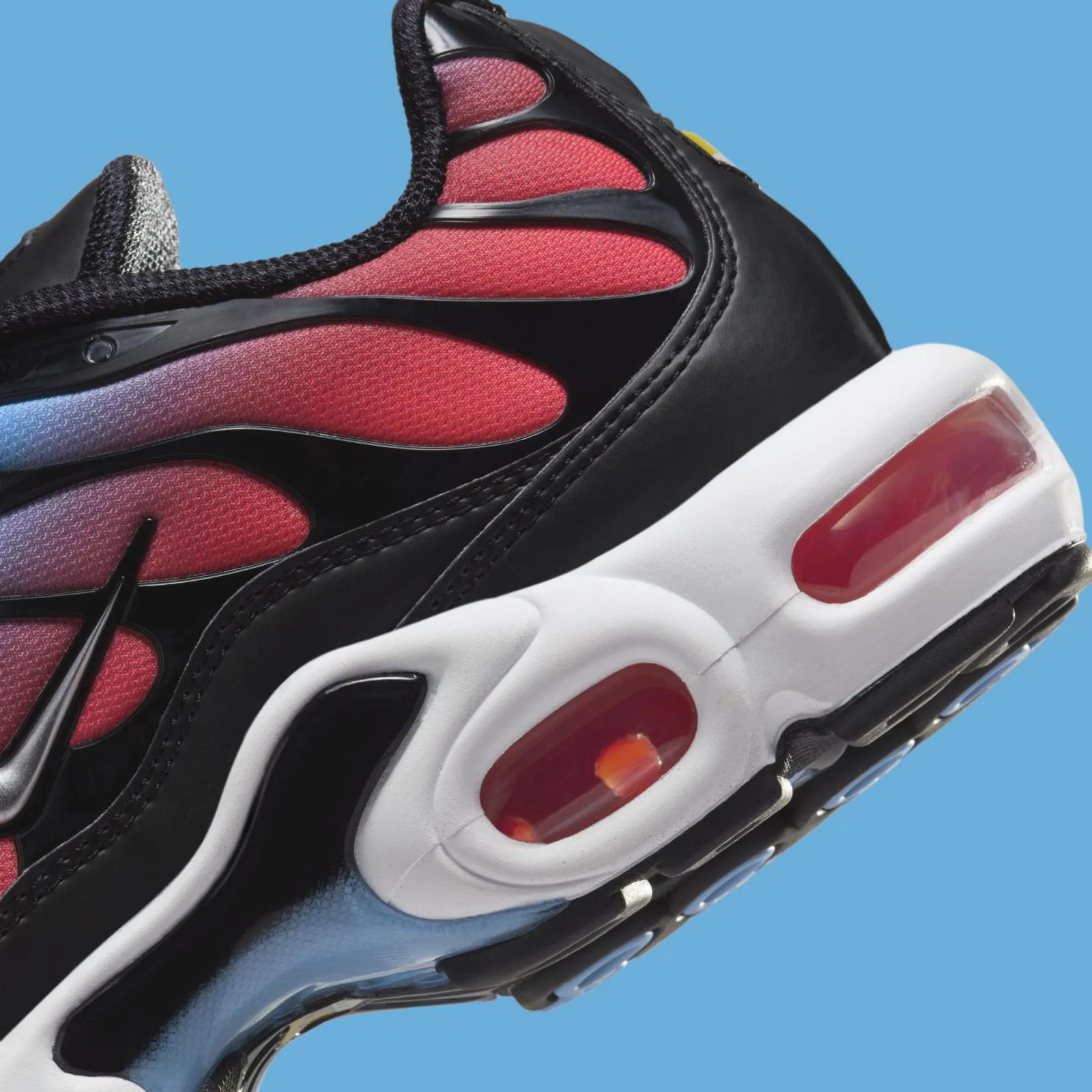 Nike Air Max Plus University Blue / Light Crimson HF5386-001
