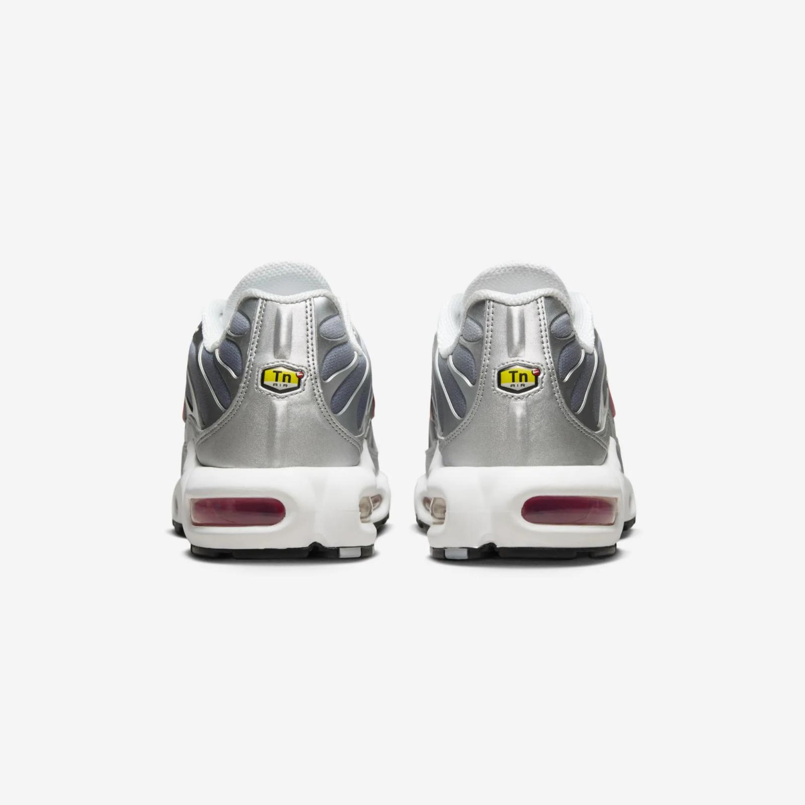 Nike Air Max Plus Silver Bullet HM9654-001