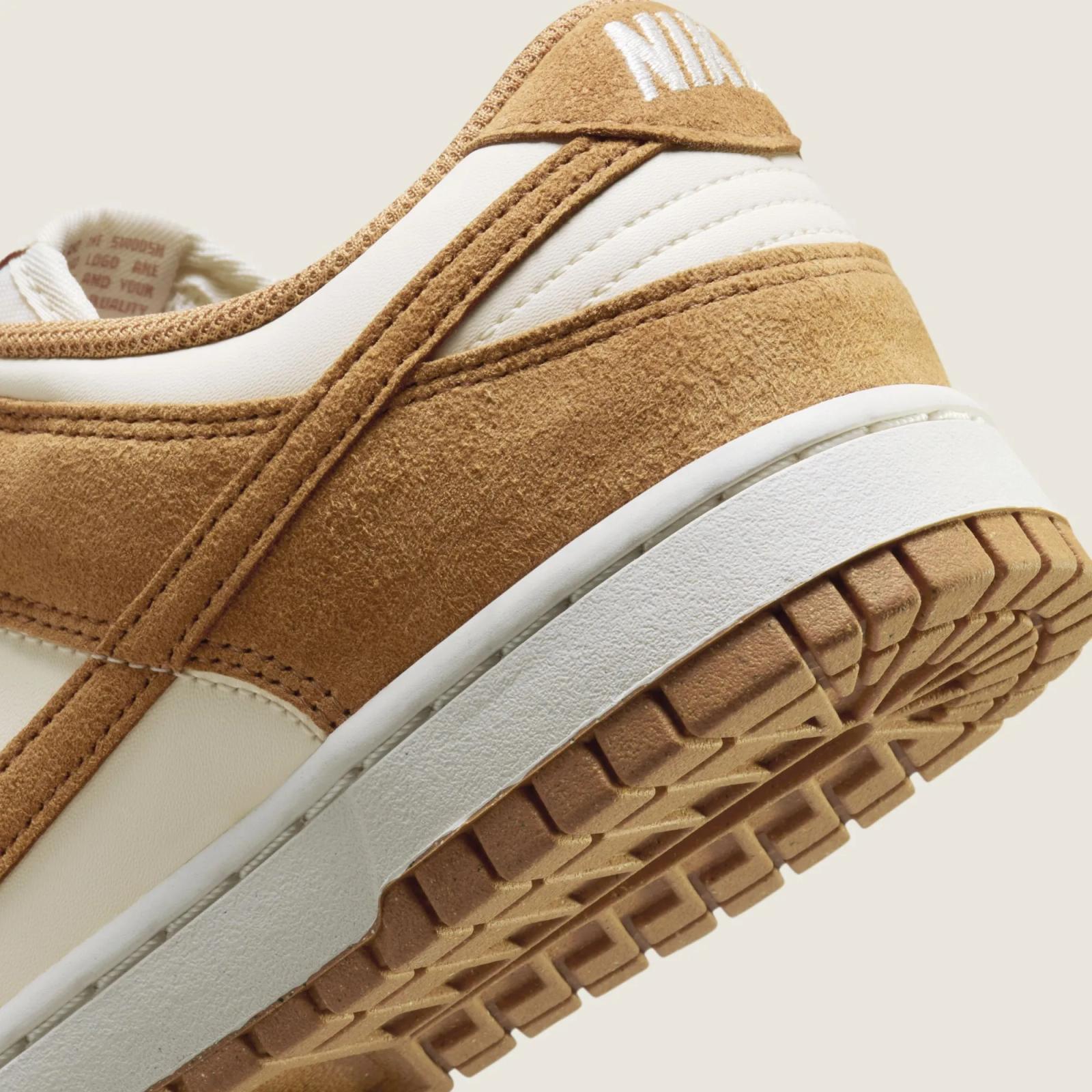 Nike Dunk Low Coconut / Flax / Sail HJ7673-100