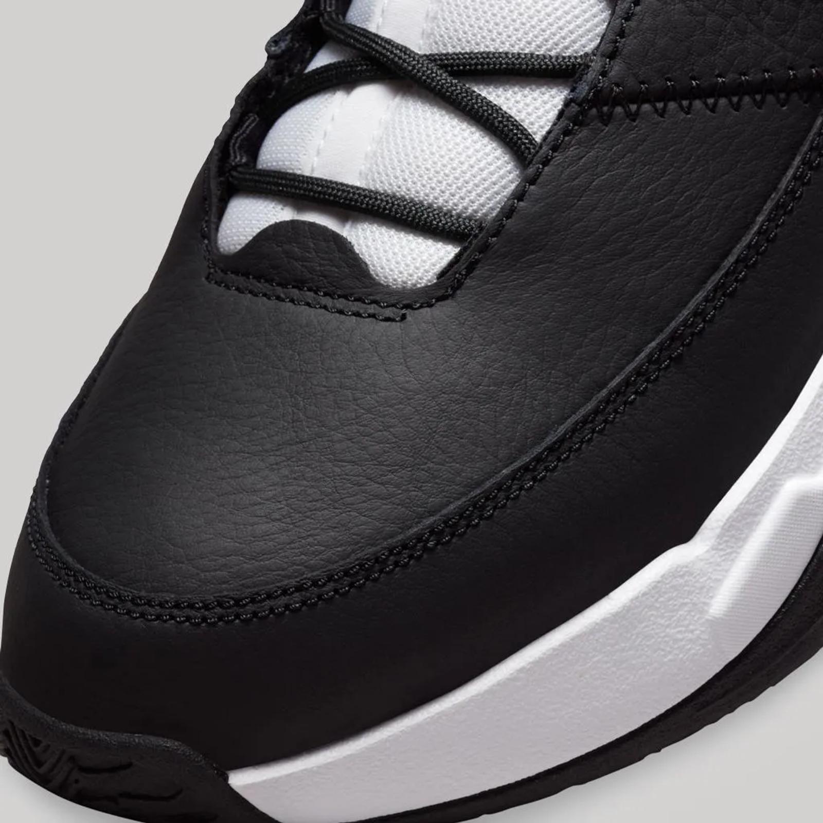 Air Jordan Max Aura 3 Rush Pink