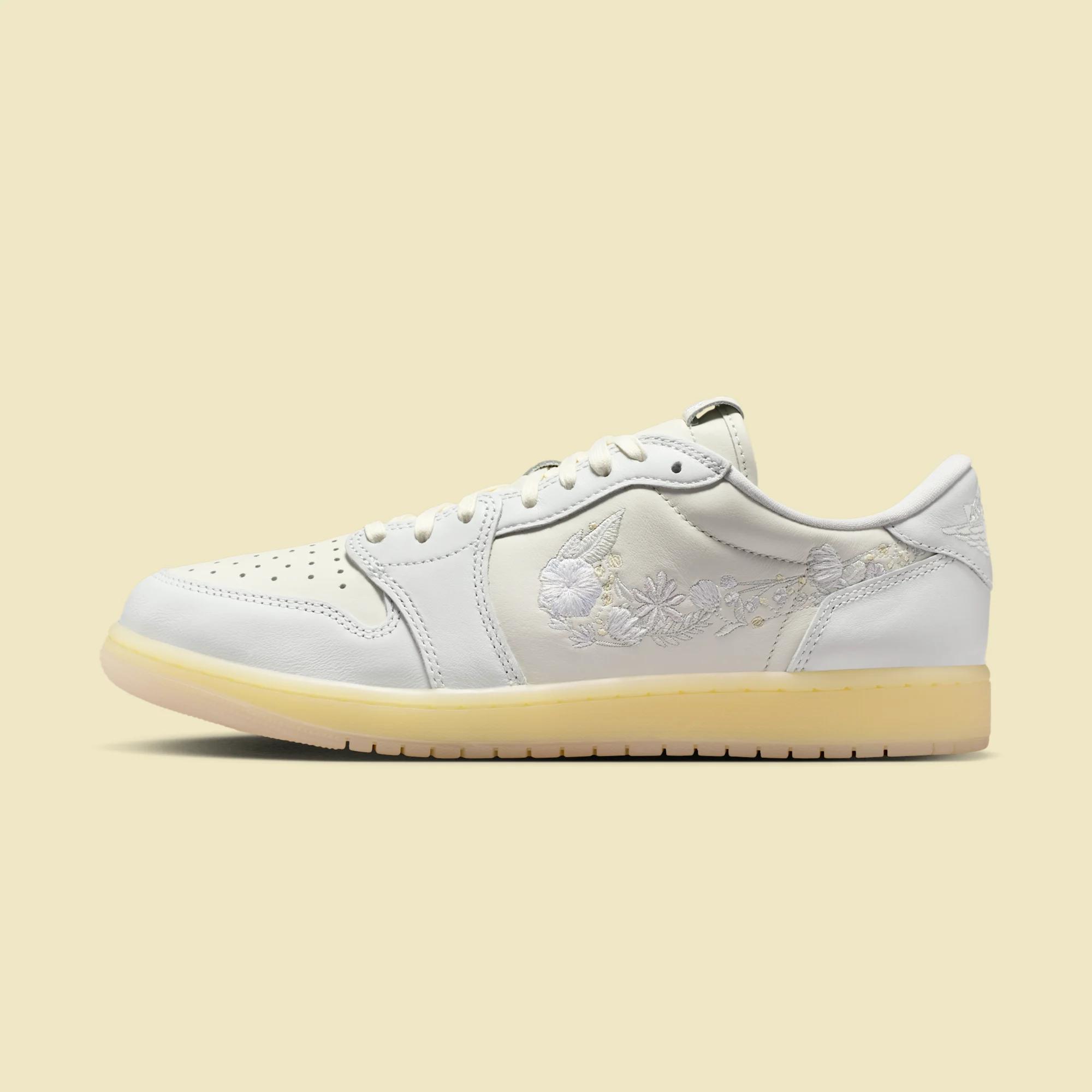 Air Jordan 1 Retro Low OG "Sail / Off-White" Sail/Off White/Coconut Milk