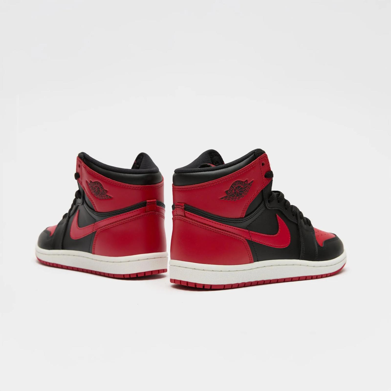 Air Jordan 1 High '85 Bred HV6674-067