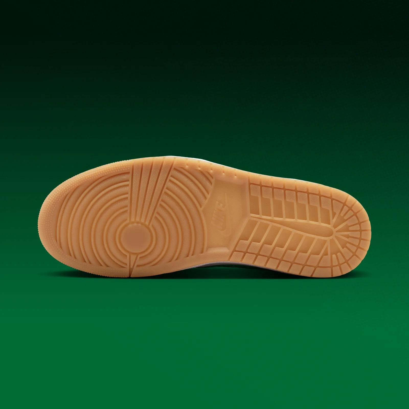 Air Jordan 1 Retro Low OG "Pine Green & Black" drops June 6th, 2026