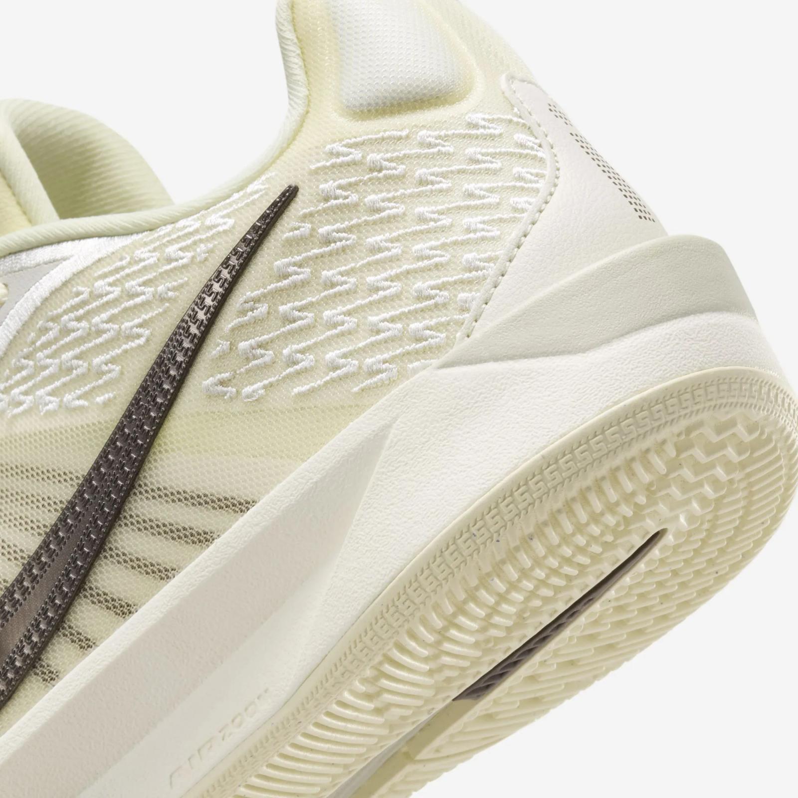 Nike Sabrina 2 Relentless FQ2174-102