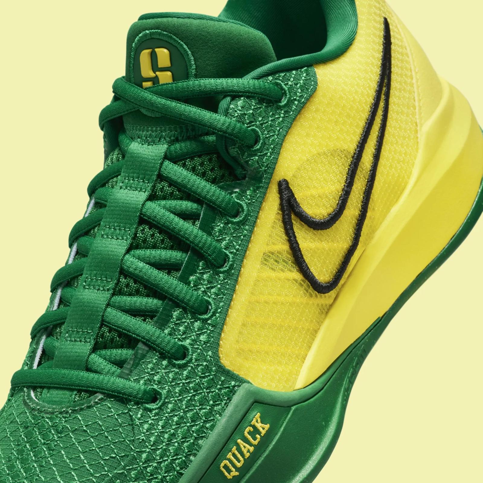 Nike Sabrina 1 Oregon Ducks