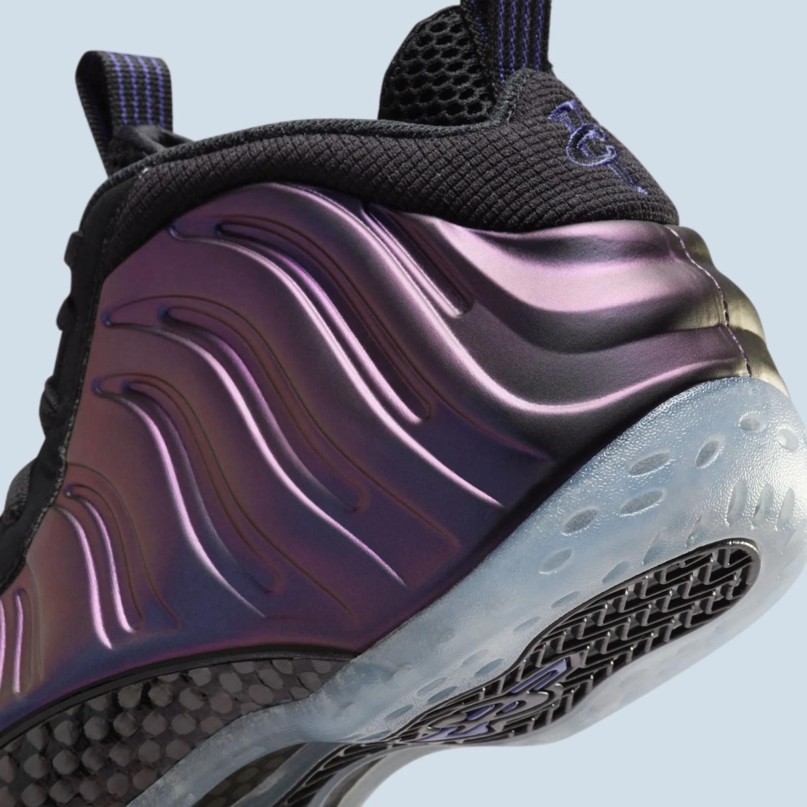 Nike Air Foamposite One Eggplant