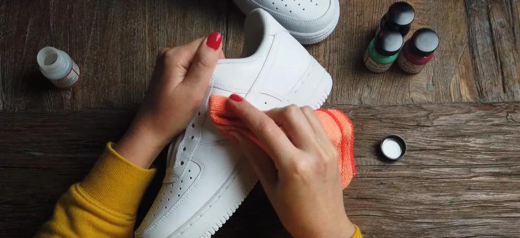 Nike Air Force 1 Custom - Step 1
