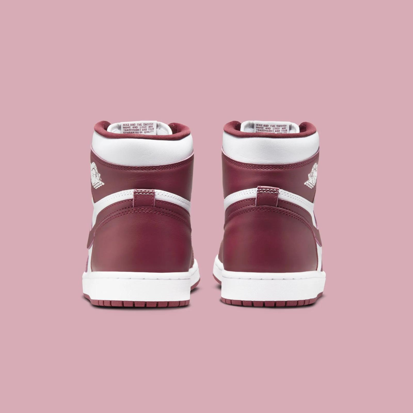 Air Jordan 1 Retro High OG Team Red DZ5485-160