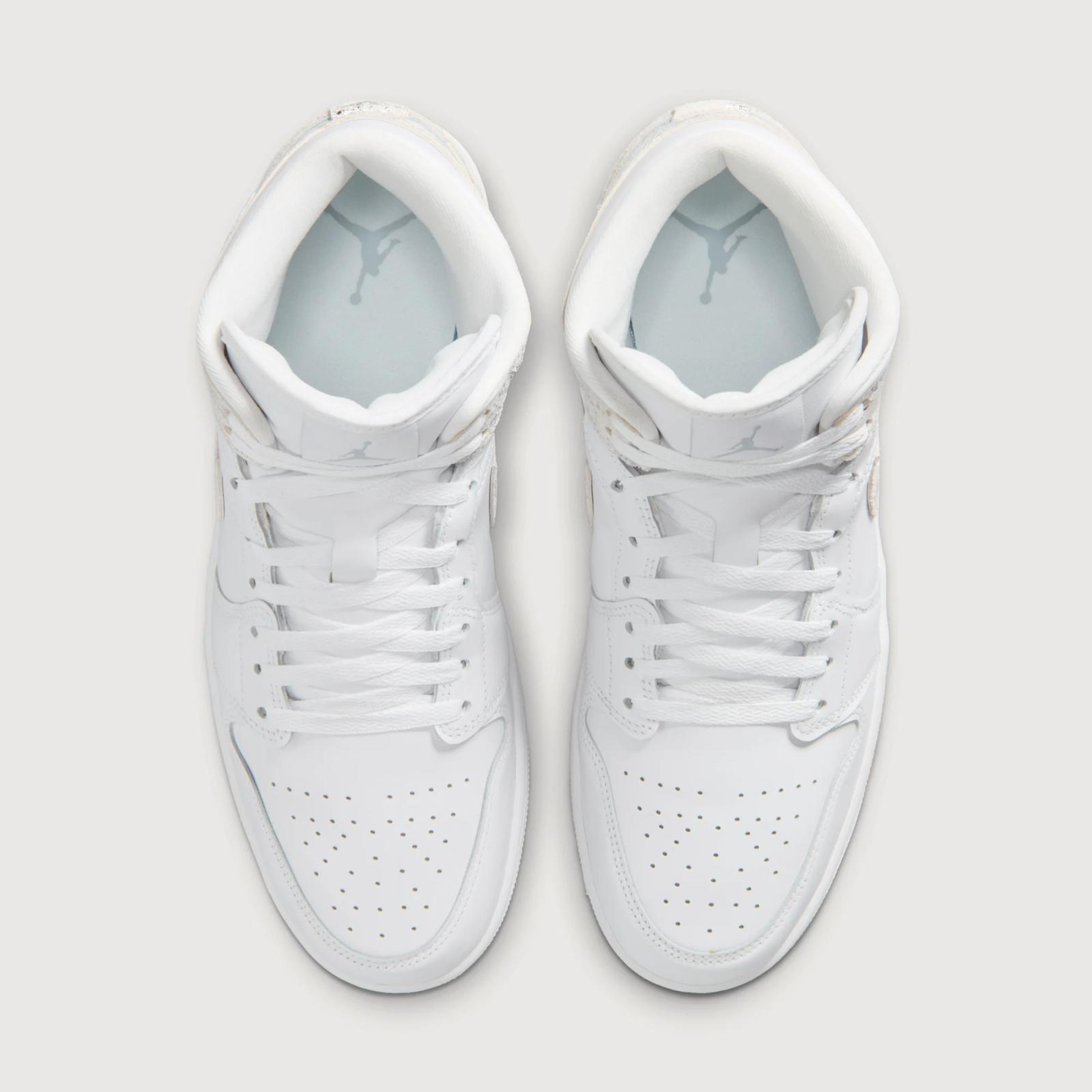 Air Jordan 1 Mid SE "White & Field Silver" drops in 2026