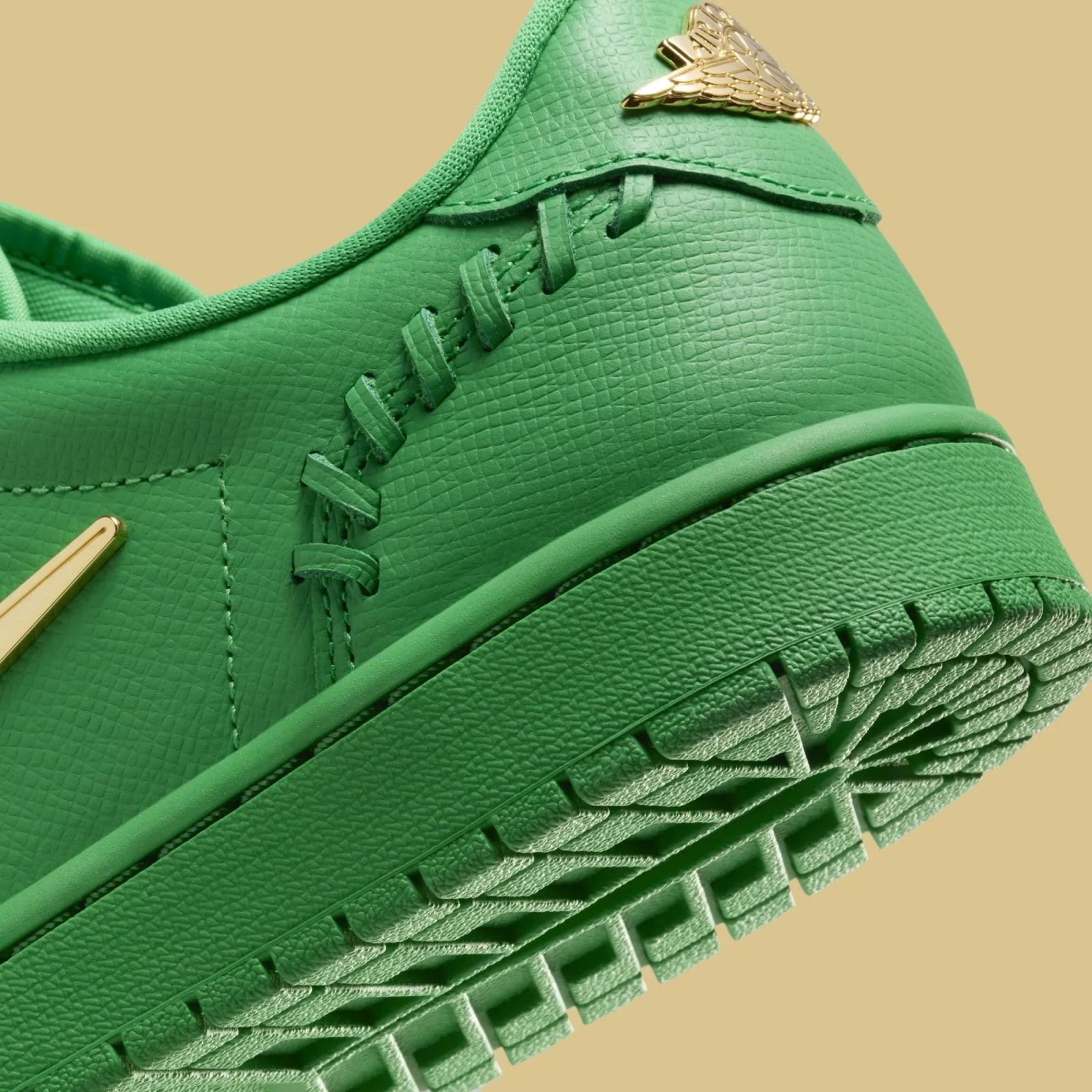 Air Jordan 1 Low Method of Make WMNS Lucky Green Metallic Gold