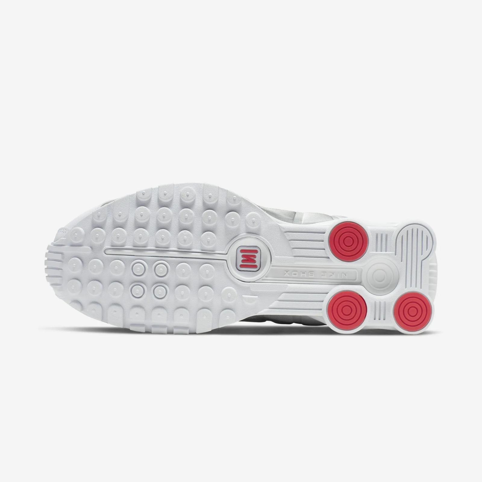 Nike Shox R4 White / Metallic Silver 2024 Restock AR3565-101