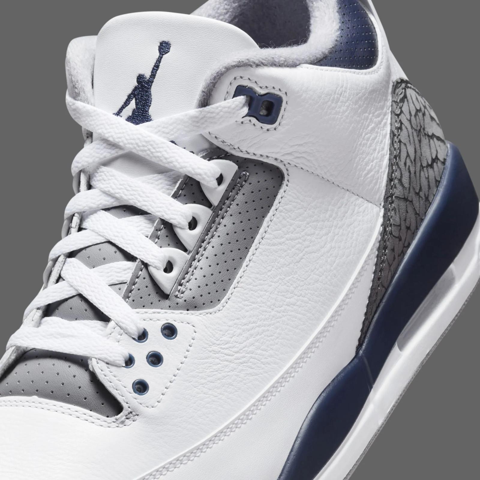 Air Jordan 3 Retro Midnight Navy
