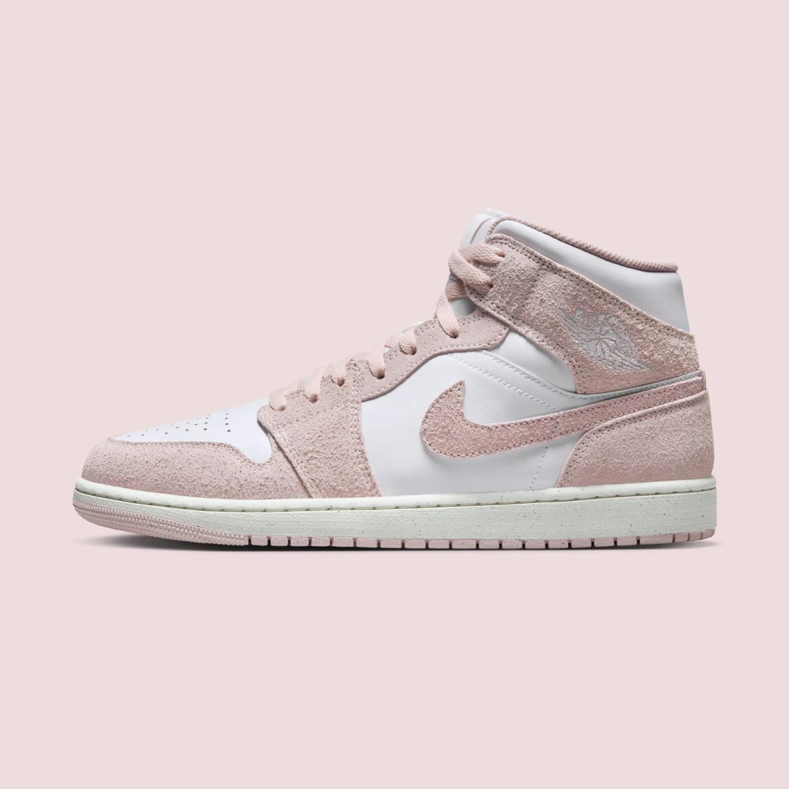 Air Jordan 1 Mid SE Legend Pink
