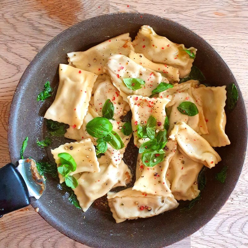 Agnolotti, szpinak, ricotta, klasyk klasyków Agnolotti, szpinak, ricotta, klasyk klasyków