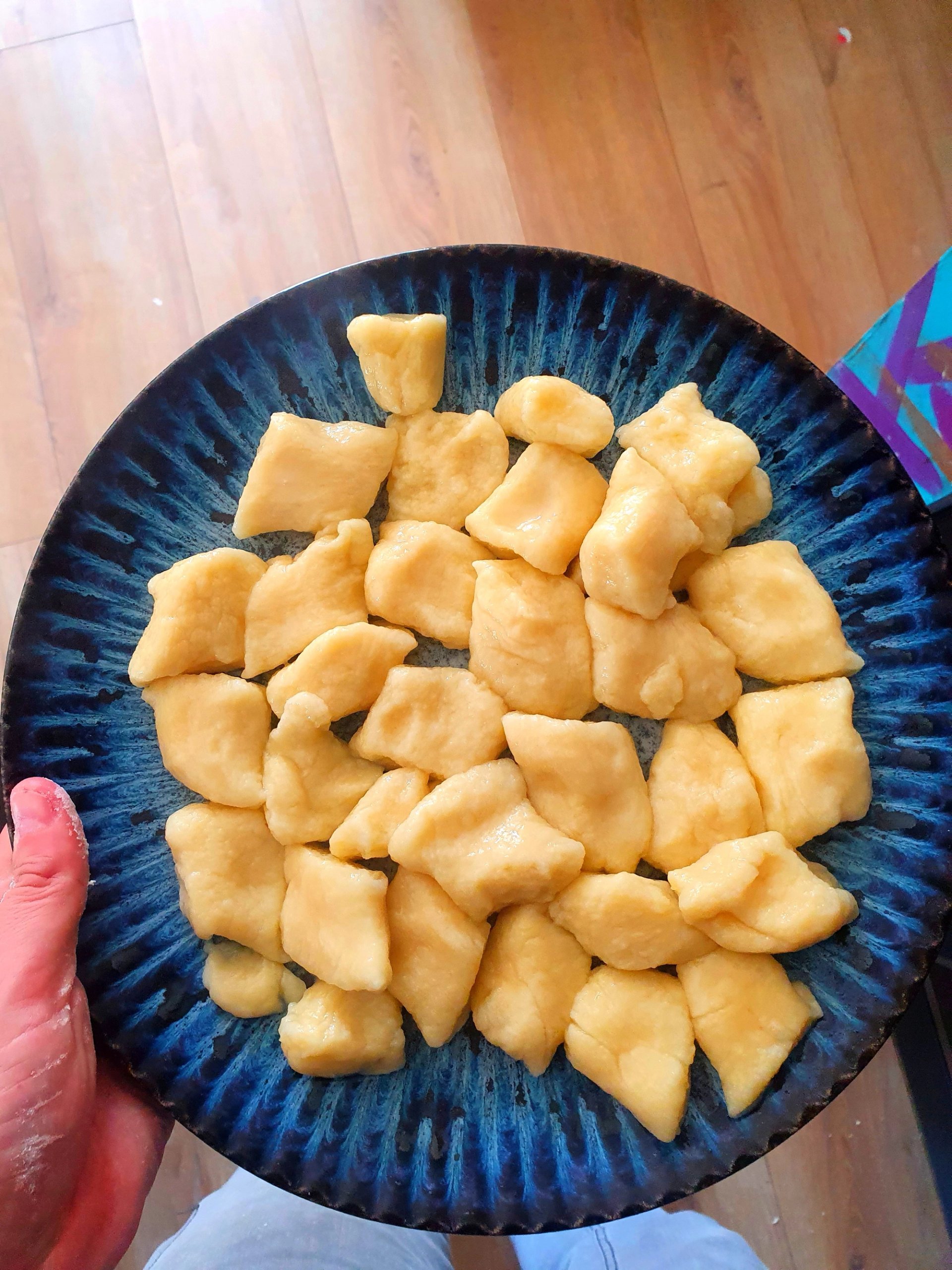 Przerywnik na gluten - krzywe kopytka Przerywnik na gluten - krzywe kopytka