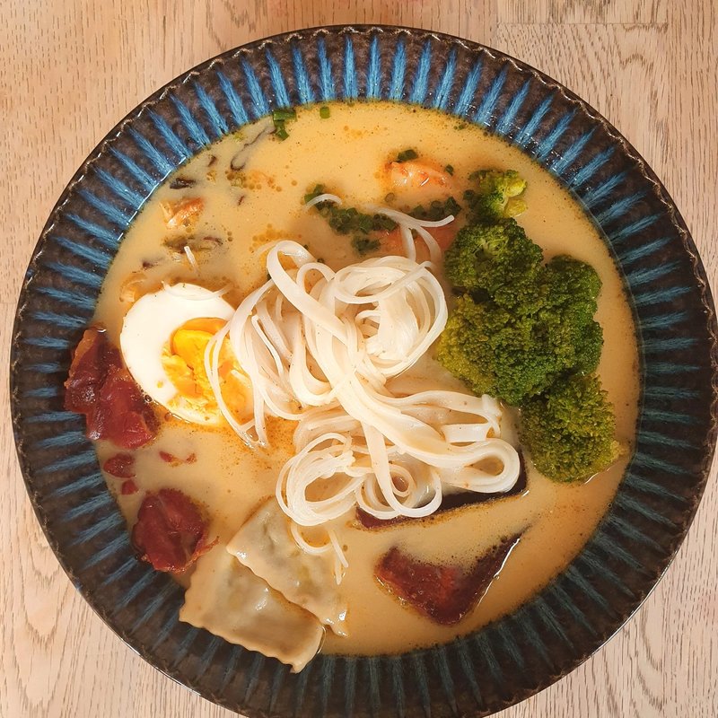 Ramen, syty i dla ka偶dego inny 馃檪 Ramen, syty i dla ka偶dego inny 馃檪