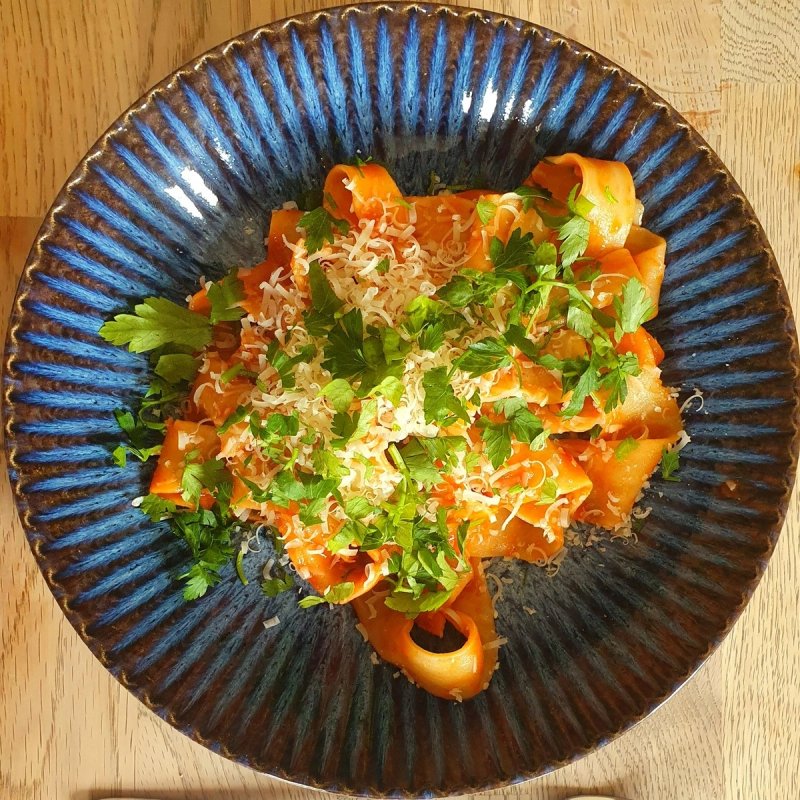Papardelle własne, z sosem Papardelle własne, z sosem