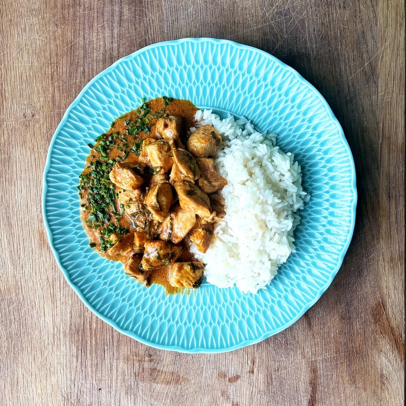 Butter chicken - wiadomo, raz w miesiącu Butter chicken - wiadomo, raz w miesiącu