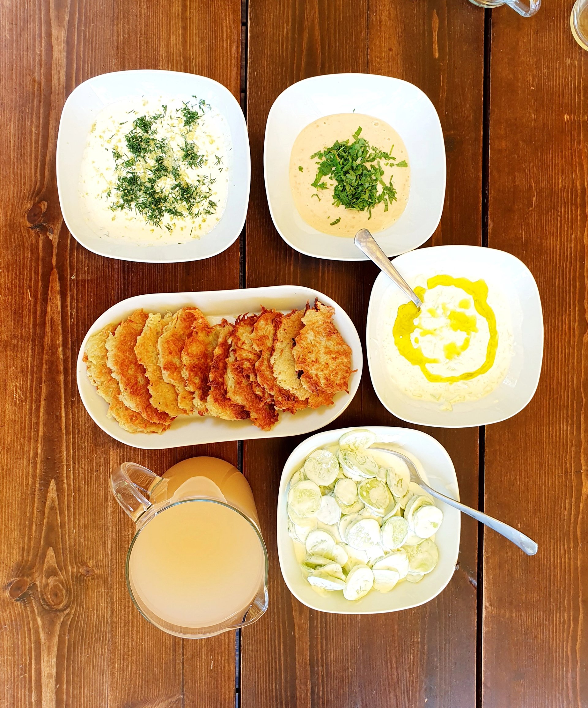 Placki z trzema sosami do maczania Placki z trzema sosami do maczania