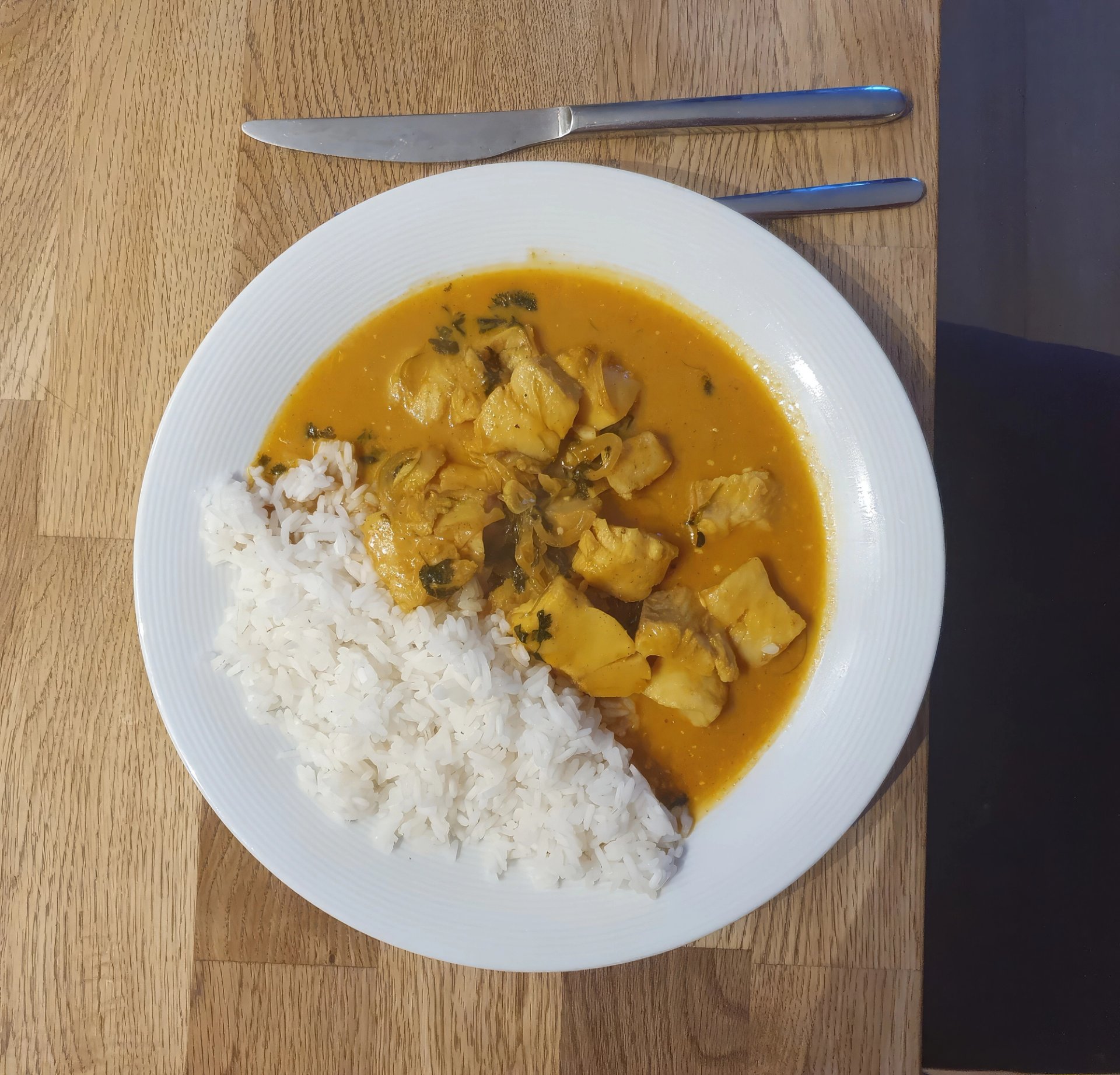 Ryba w sosie curry