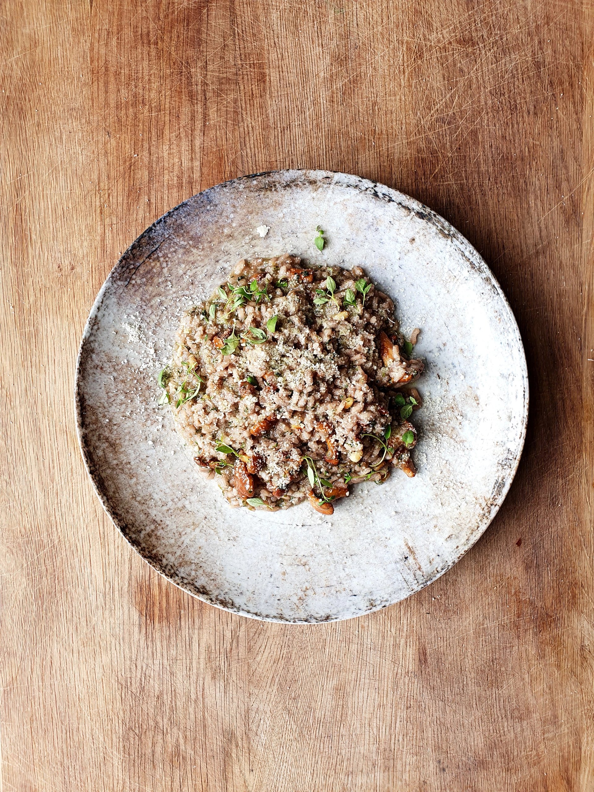 Risotto z kurkami, parmezanem i świeżym tymiankiem