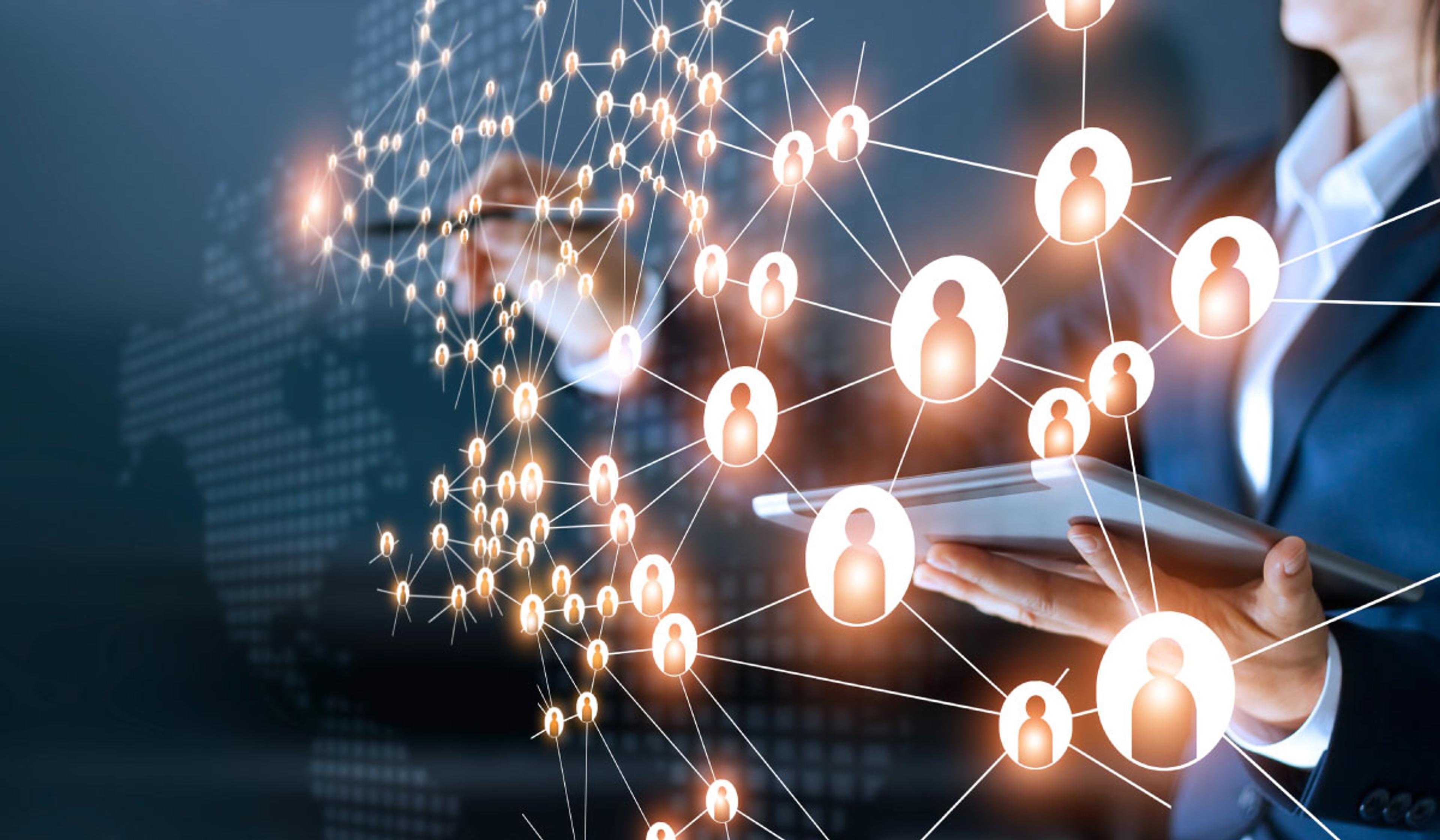 Airline Pilots: Want to Go Corporate? Networking Advice