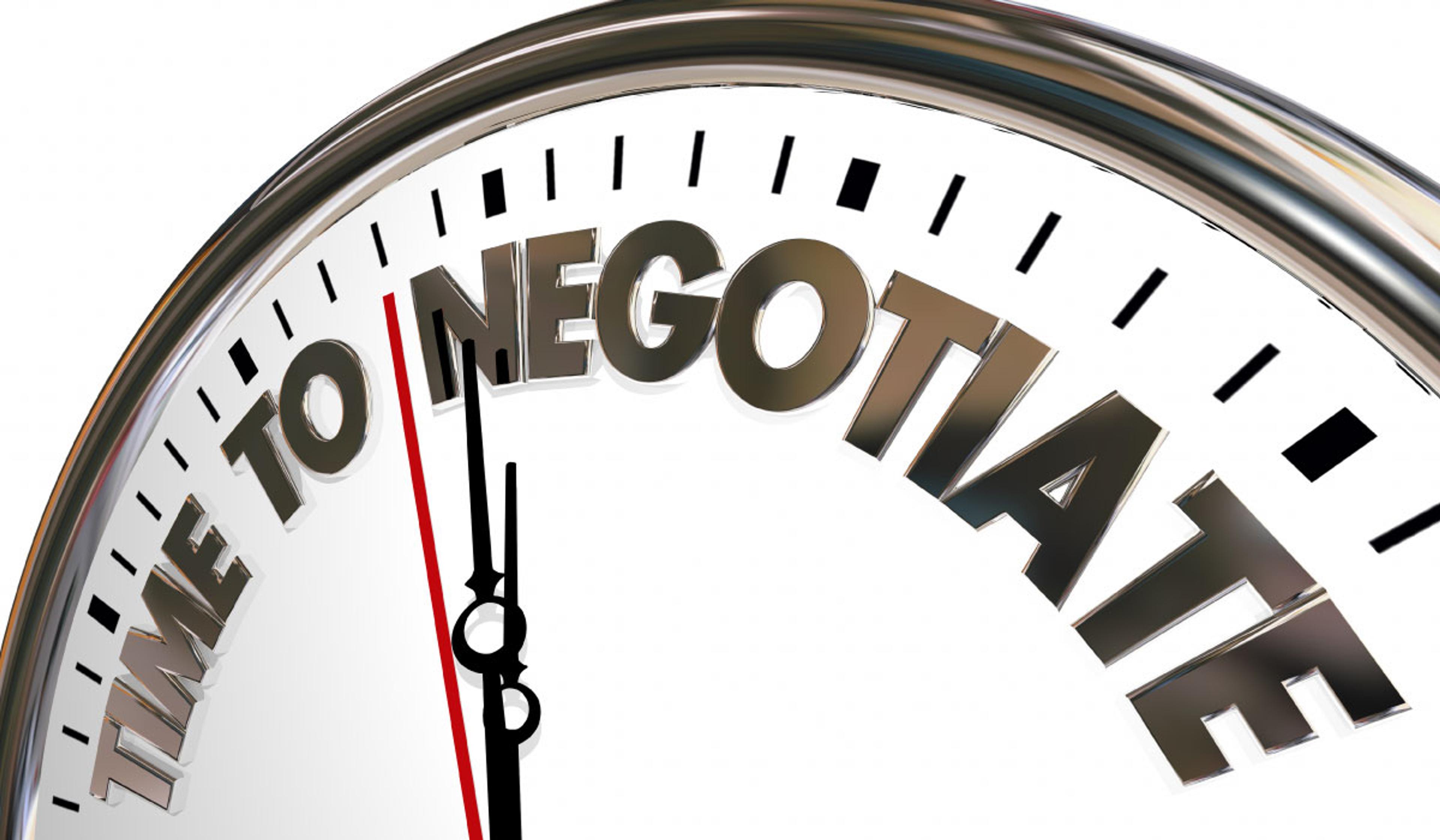 Pilot Job Interview Prep: Negotiate & Get What You Want