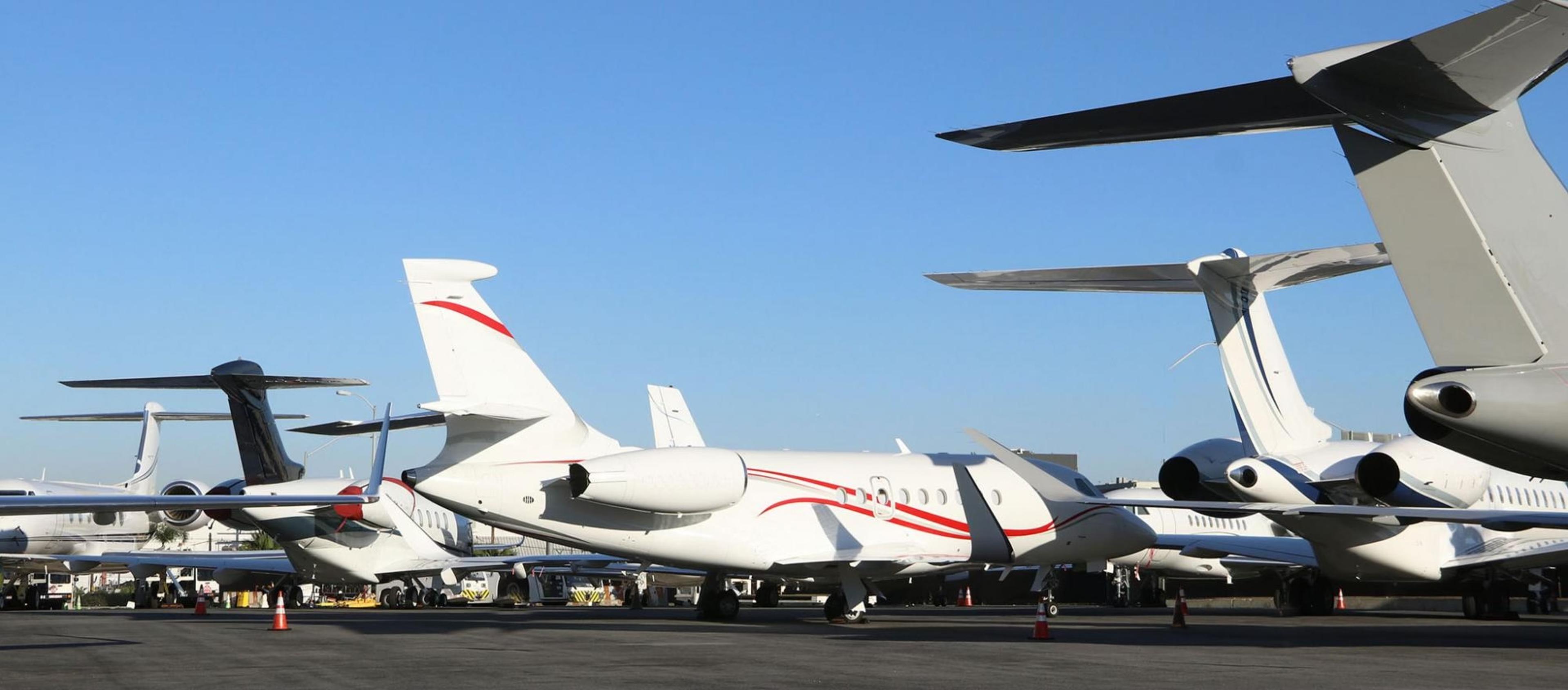 10 Reasons Why Every Employed Corporate Pilot Should Consider Contract Work