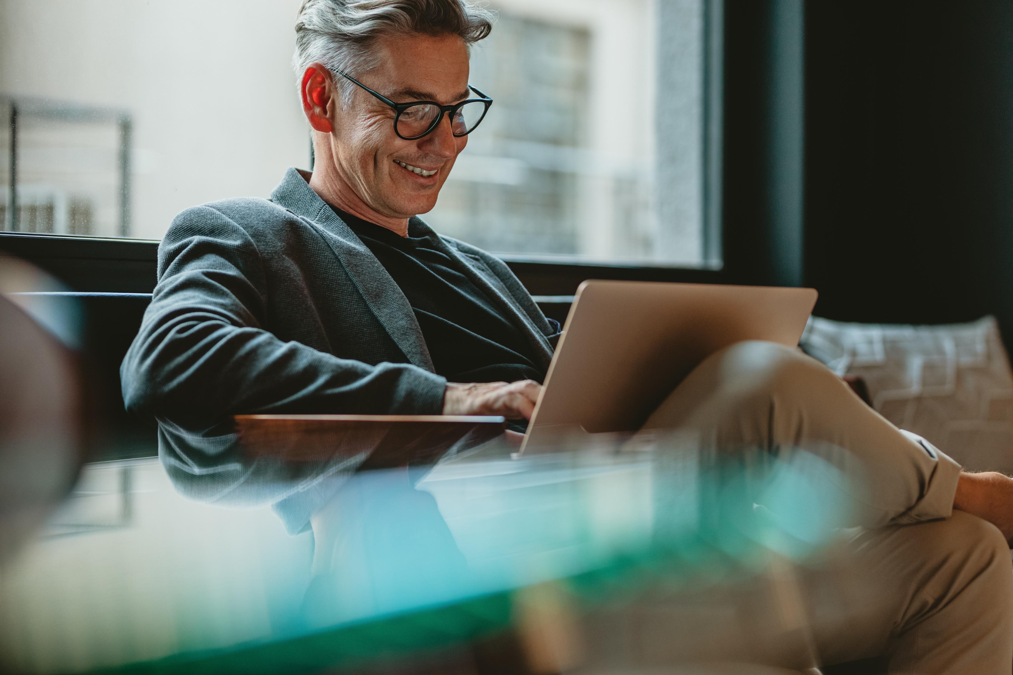 Employers Unlock the Full Potential of Bizjetjobs.com: Directly Contact Pilots to Find Your Perfect Match