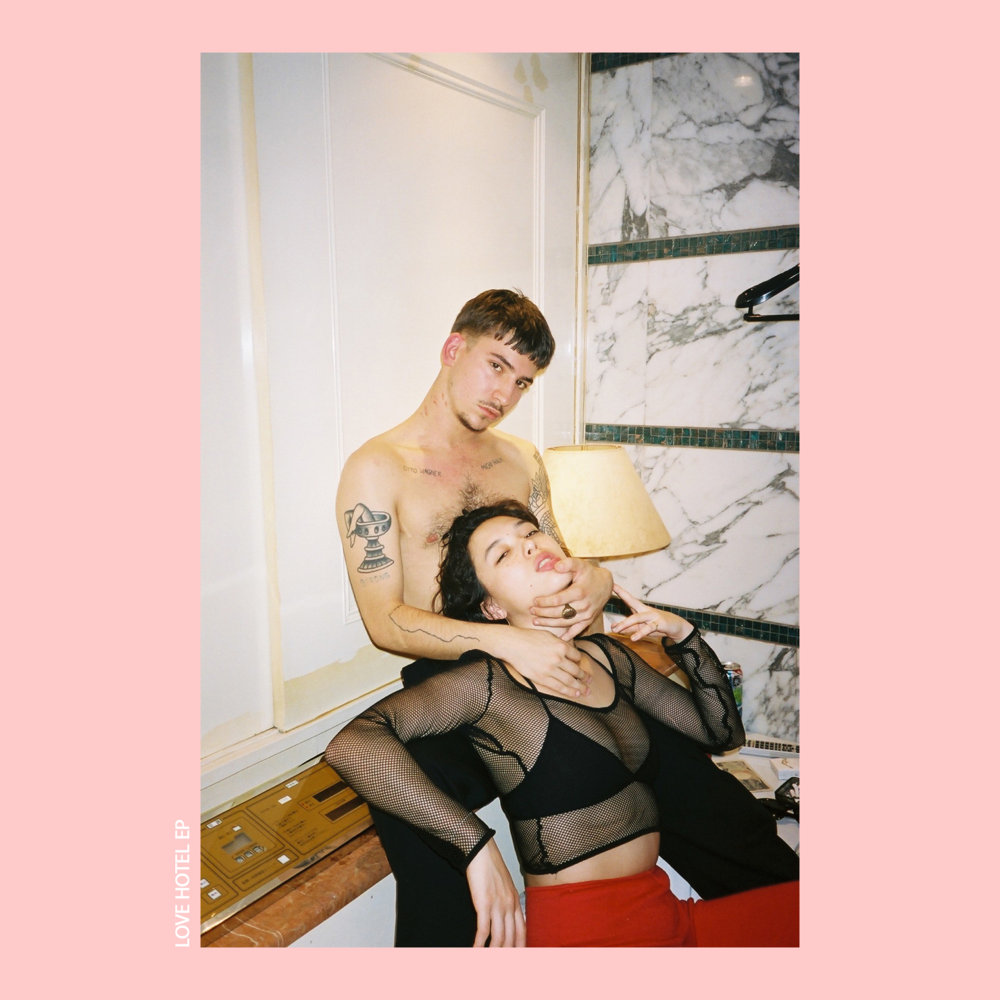 Love Hotel - Yung Hurn - Cover