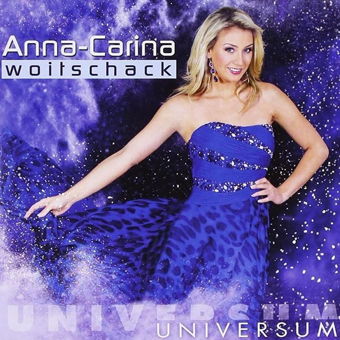 Universum - Anna-Carina Woitschack - Cover