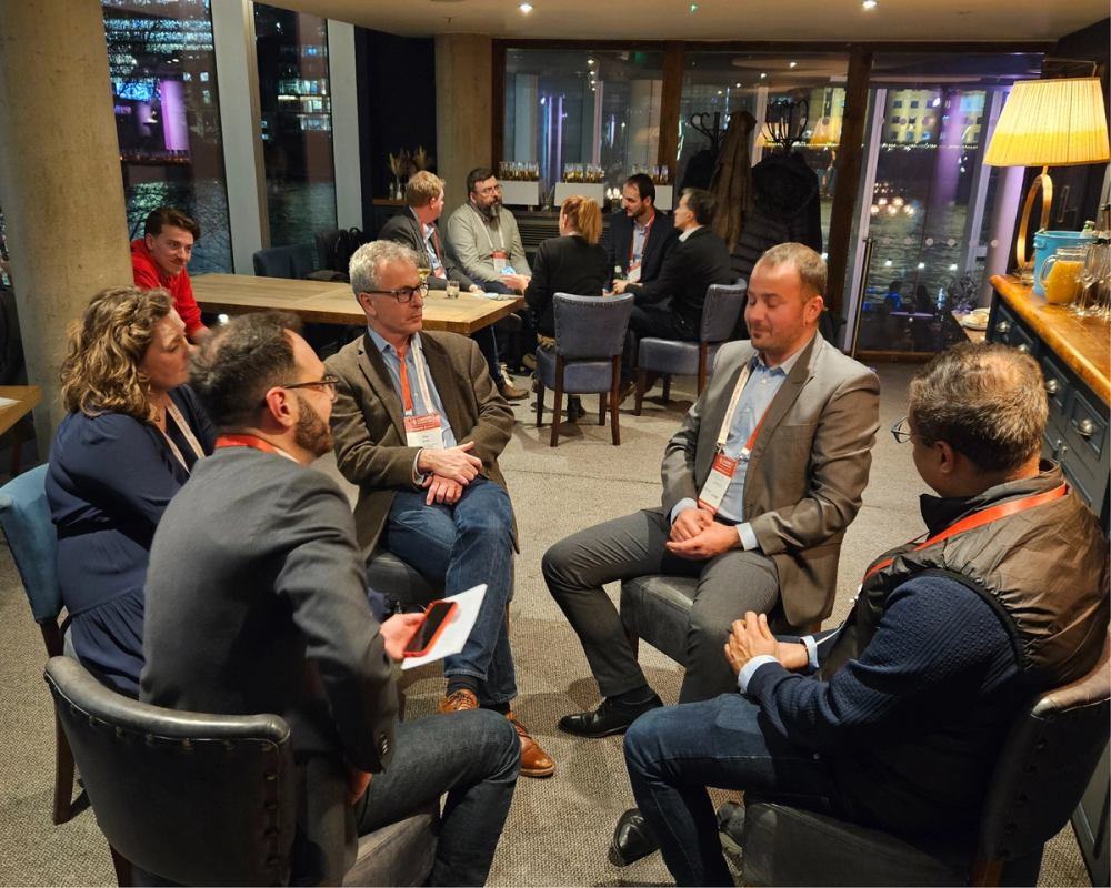 Confidential peer meetups for Managing Directors, Partners & CEOs of consulting firms with 50+ people. Monthly in-person sessions in London, Munich, Frankfurt, Cologne, Düsseldorf