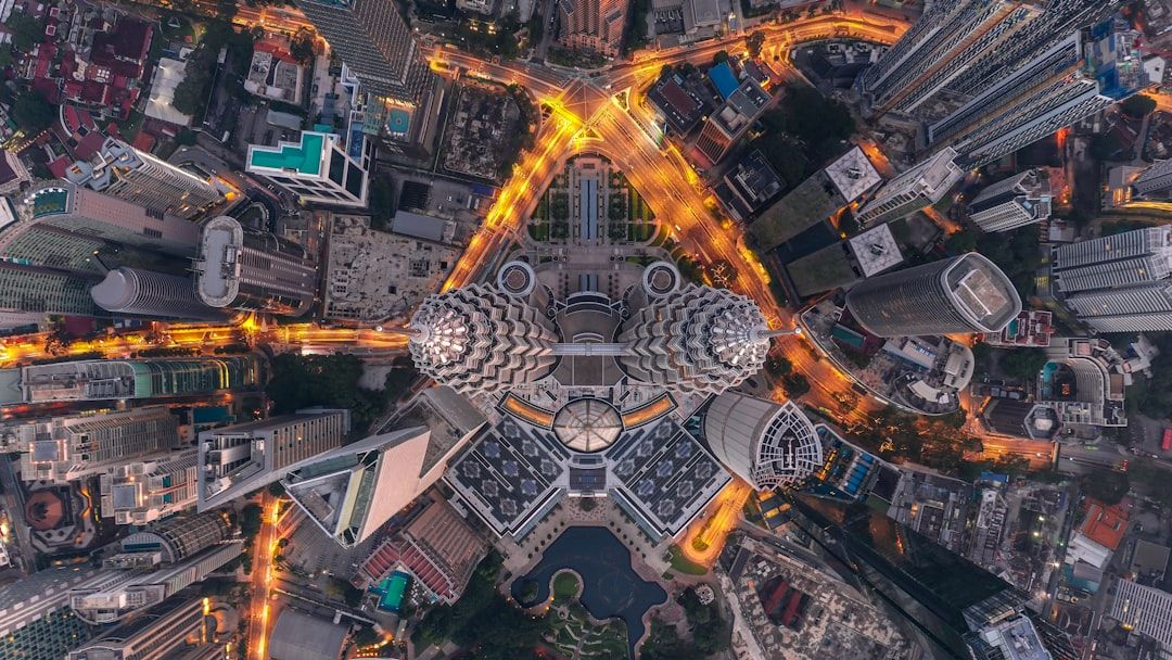 Kuala Lumpur in 2 Days: Hawker Stalls, Banana Leaf & Kopitiam