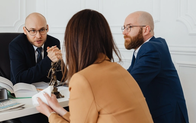Choosing the Right Divorce Attorney: A Guide