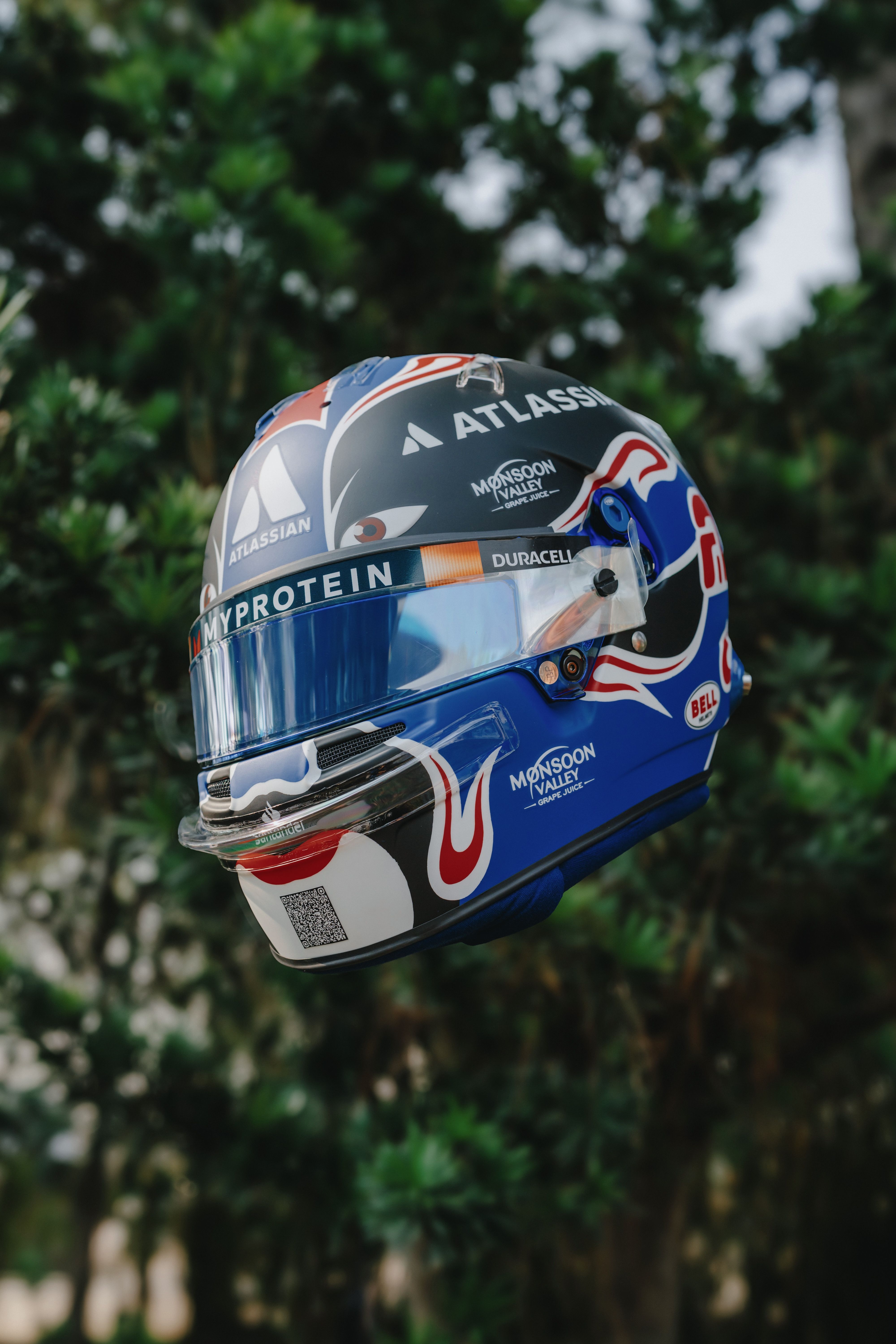 Explained: Alex's special edition Chinese GP helmet | Alex Albon