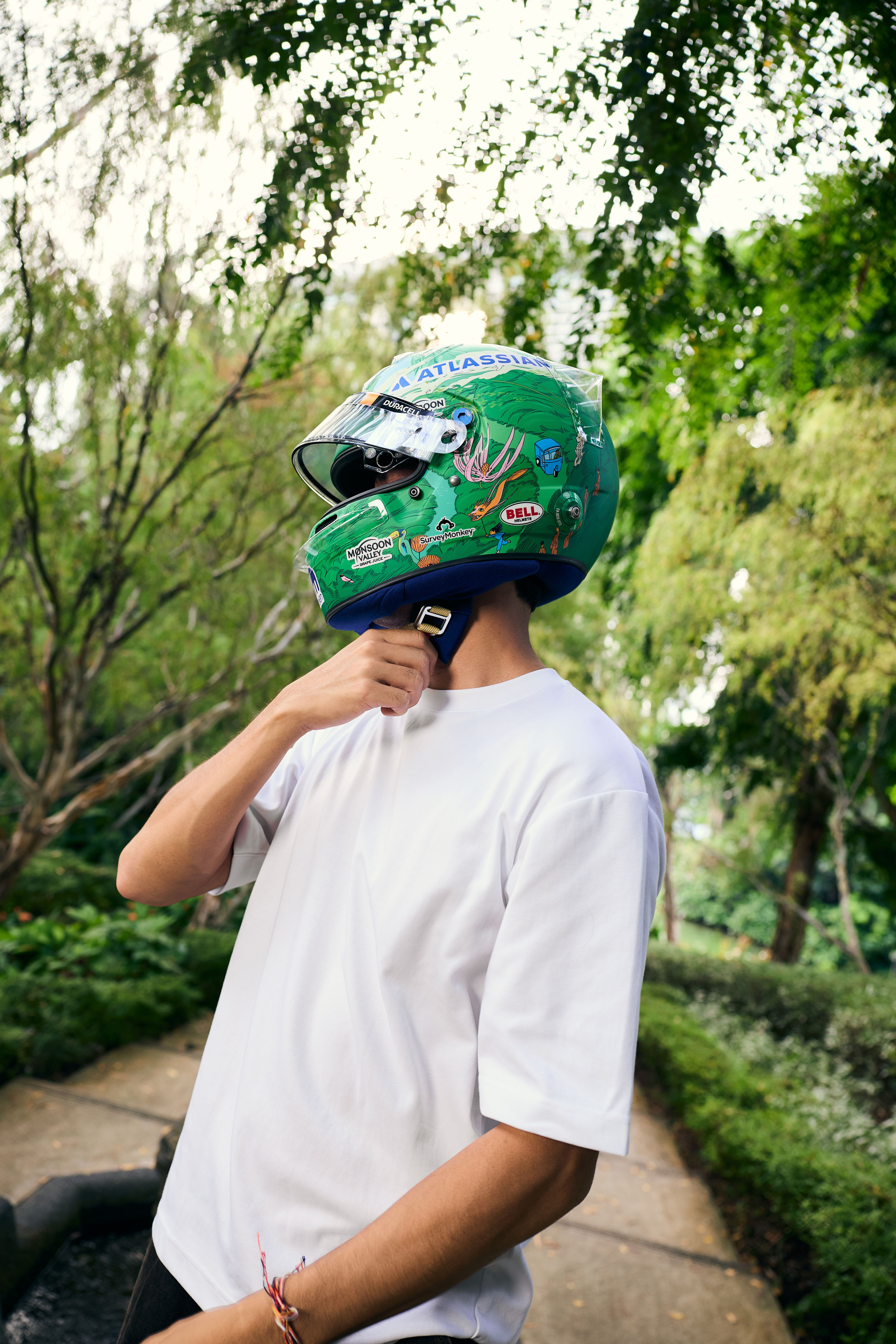 Meet your final eight helmets | Alex Albon