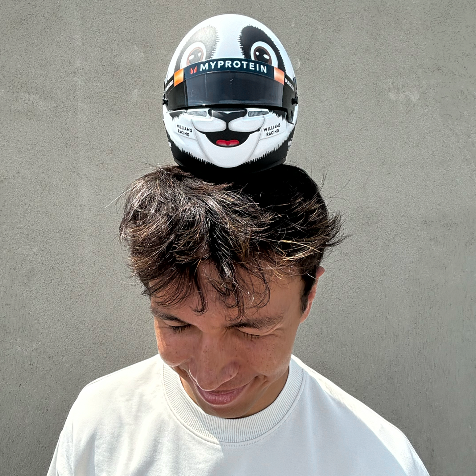アイドル WOKE UP Mini Helmet Keychain XG☆WOKE UP Mini Helmet Keychain