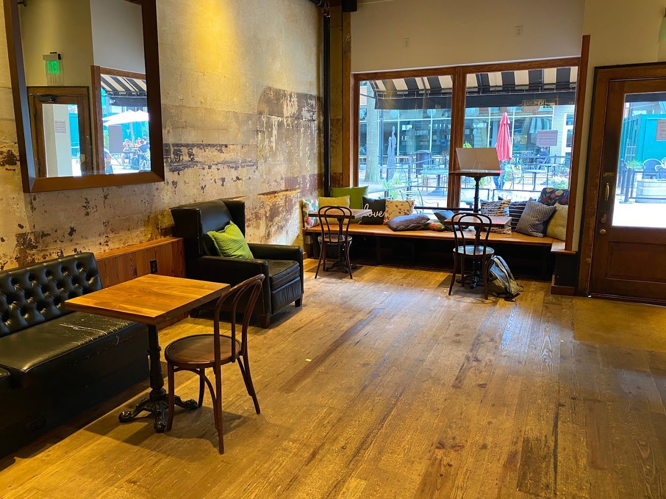 Interior of Mudhouse Coffee
