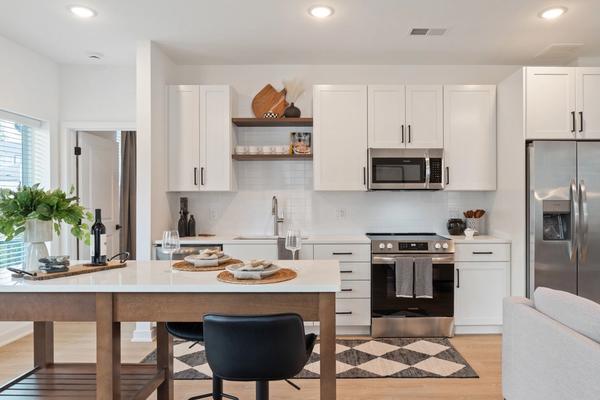 Charlottesville Apartments Kitchen
