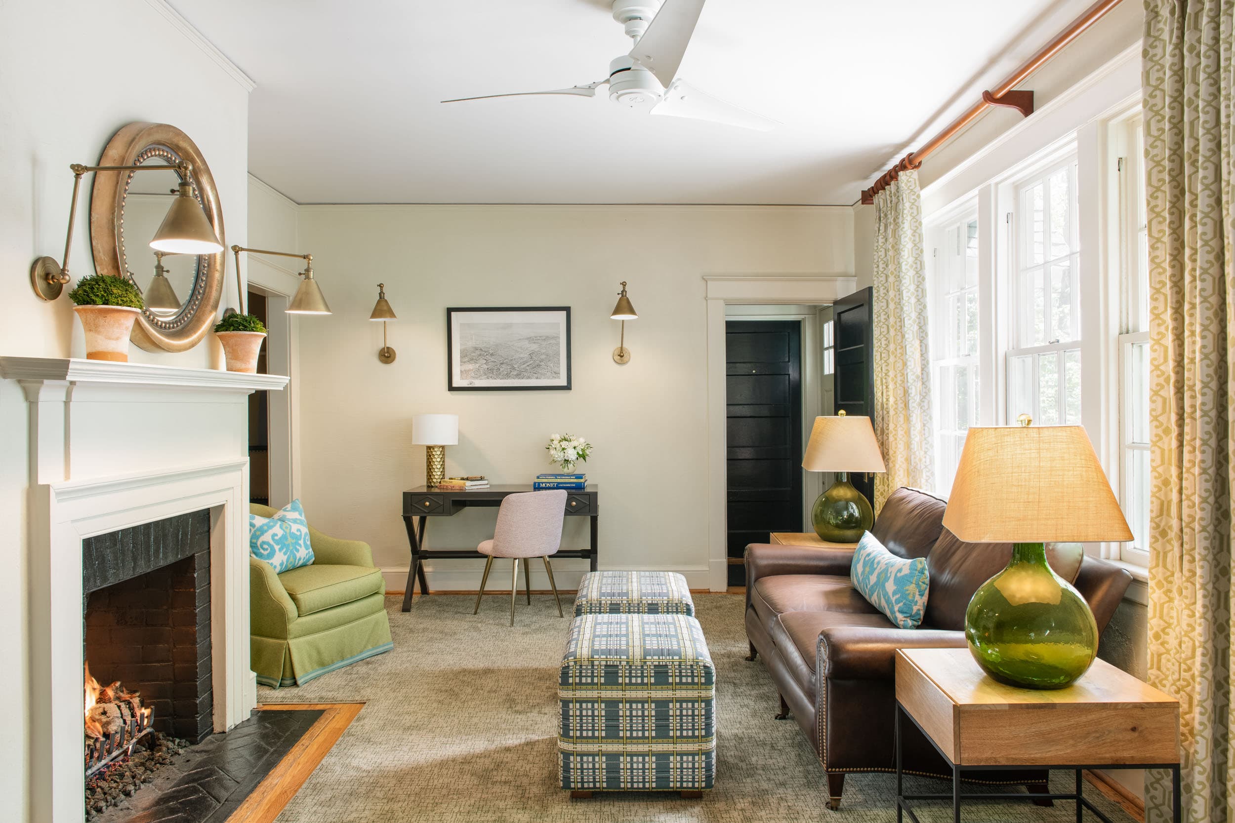 Oakhurst Roomundefined