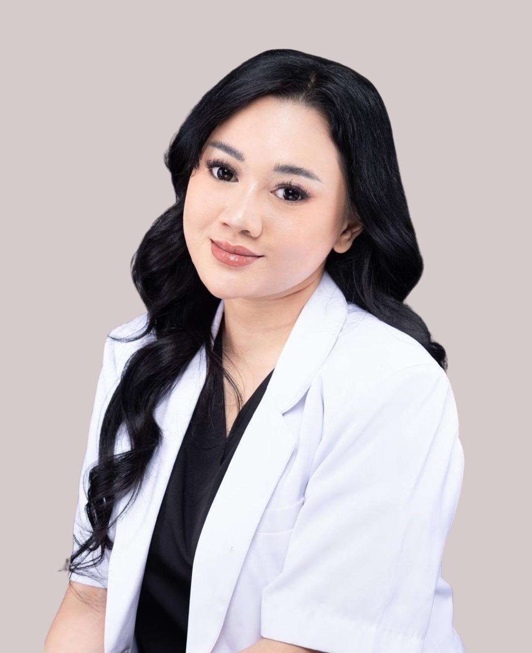 Dr. Jessika Sobaevana, Aesthetic Doctor at Healthy Look Aesthetic