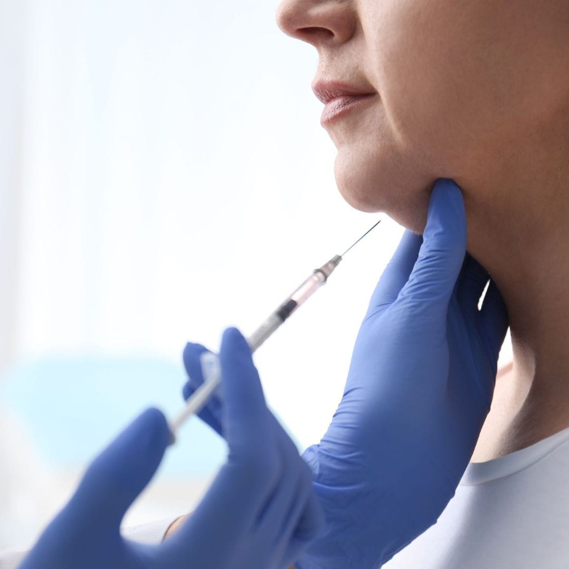 Fat dissolving injection in the abdomen