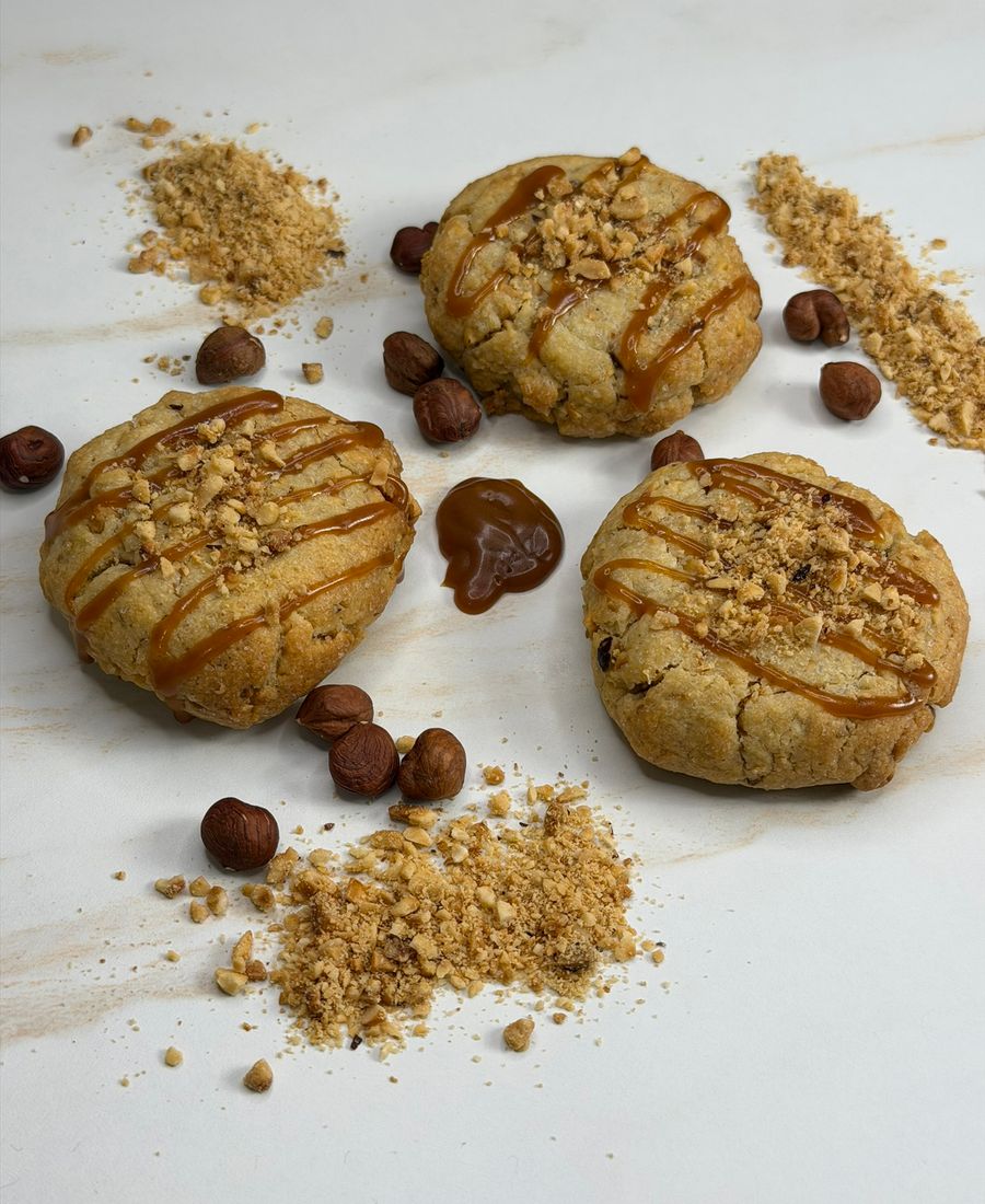 Cookie noisette caramel